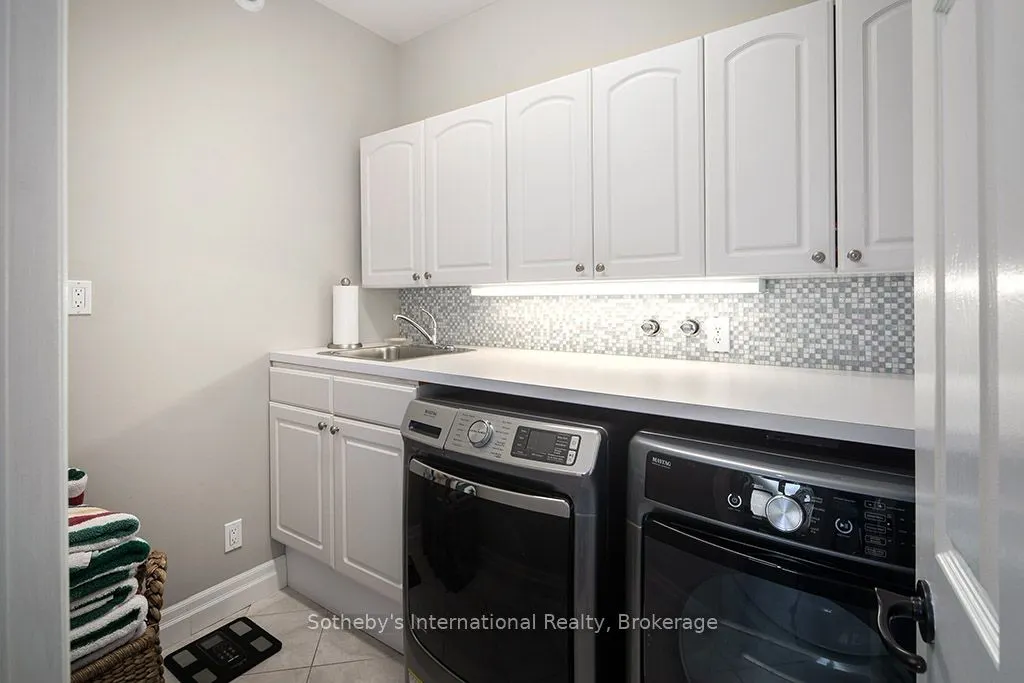 359352 Grey 15 Road