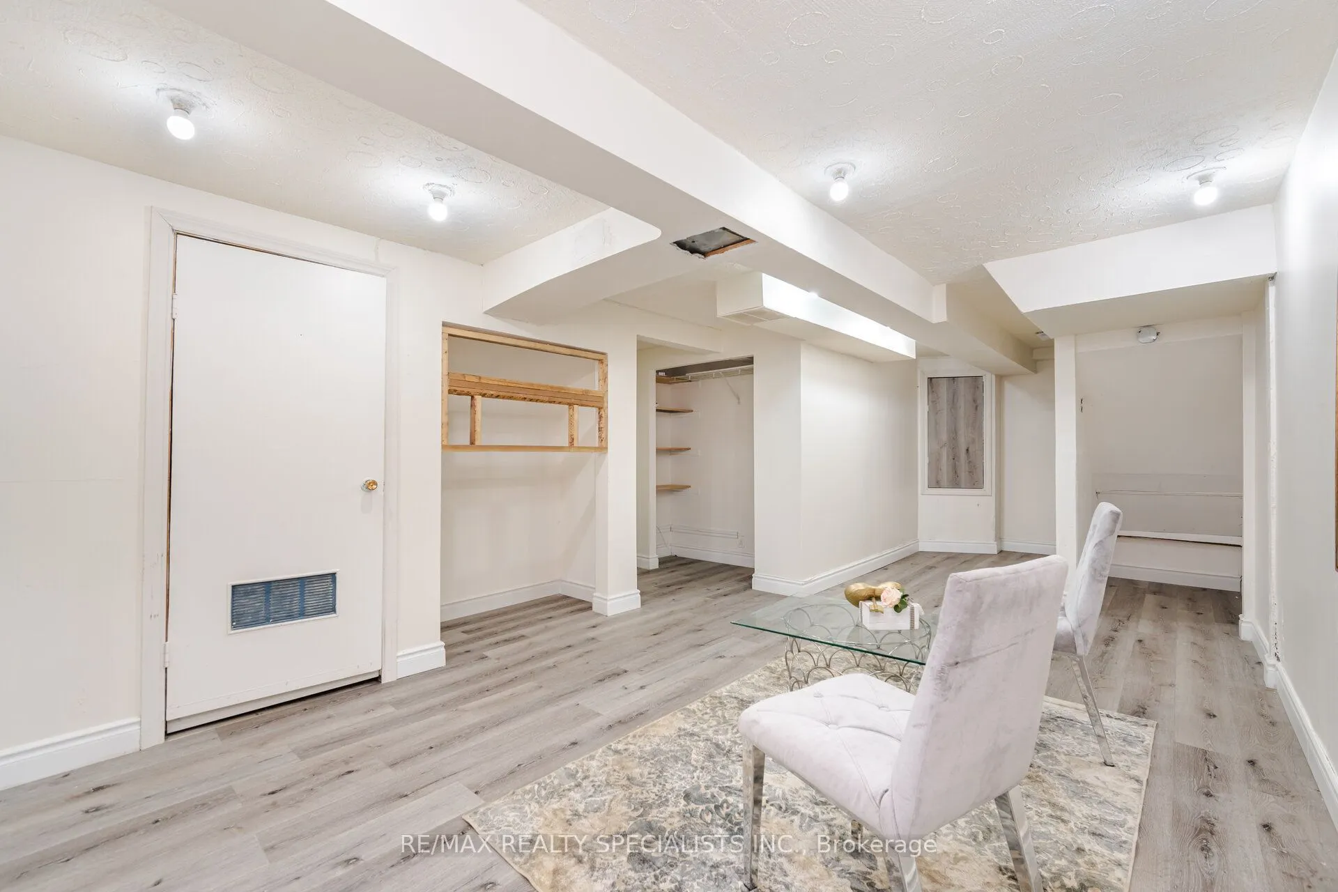 66 Gledhill Crescent