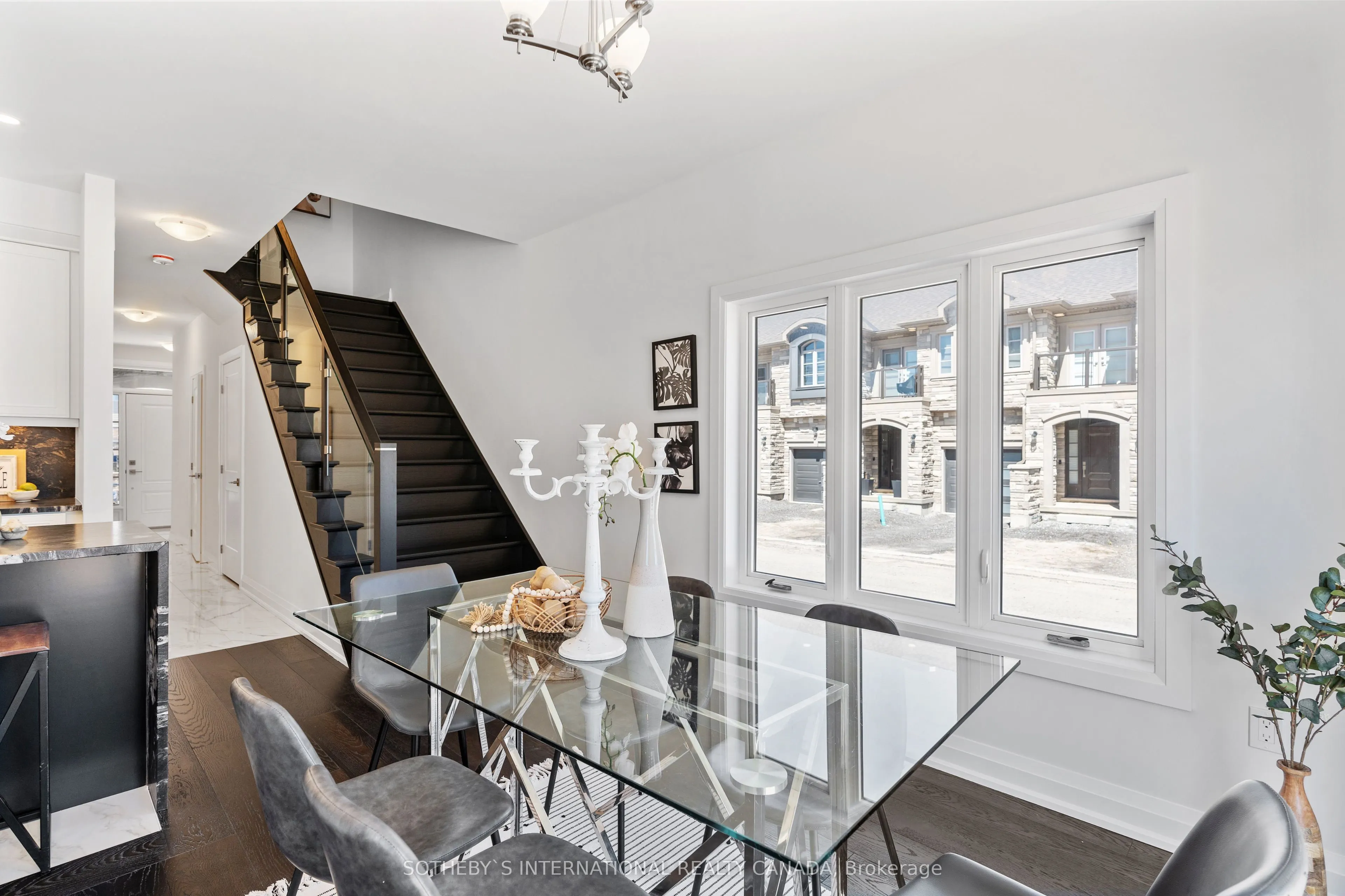 675 Victoria Road N #23