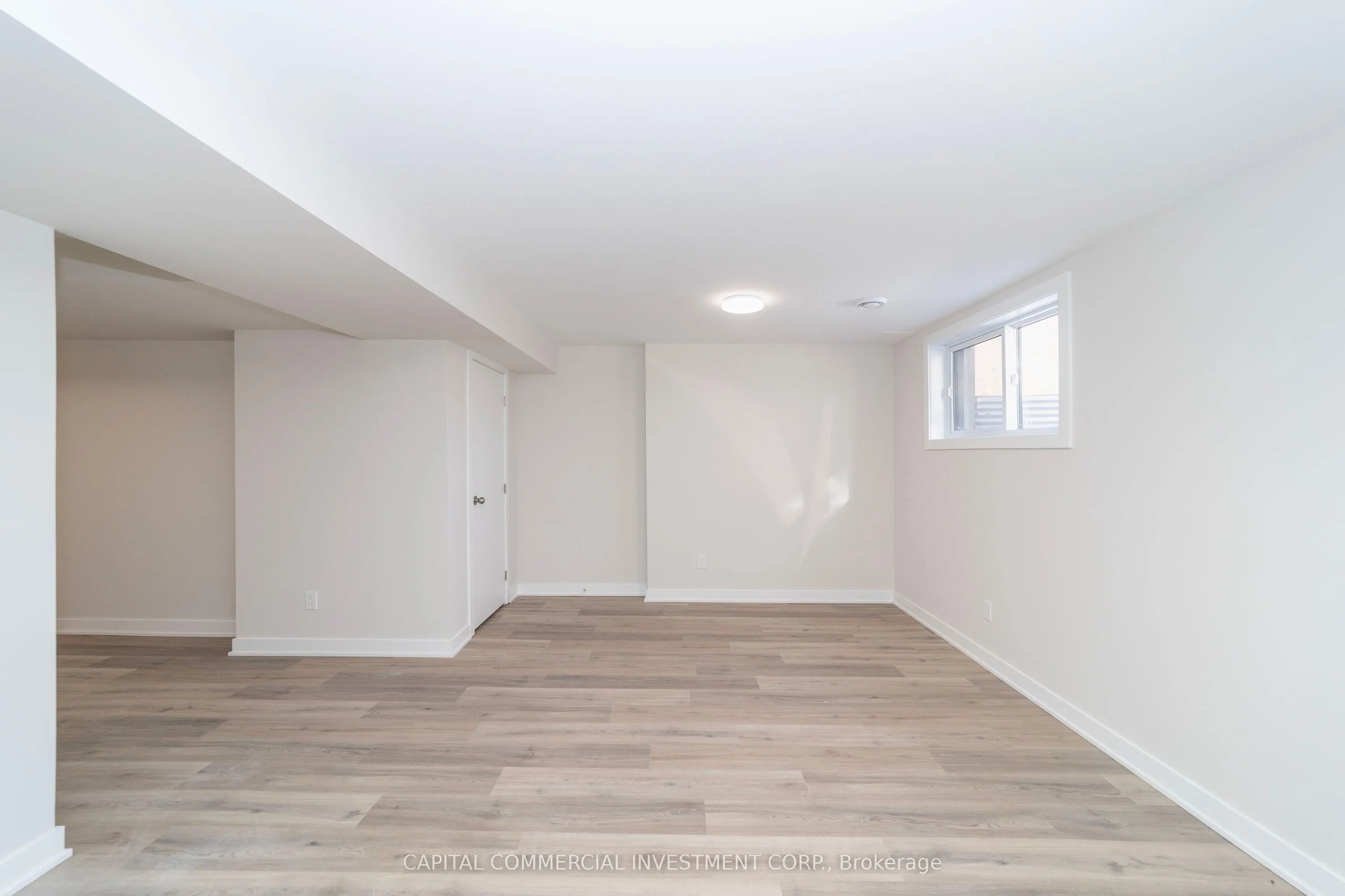36 Main Street E