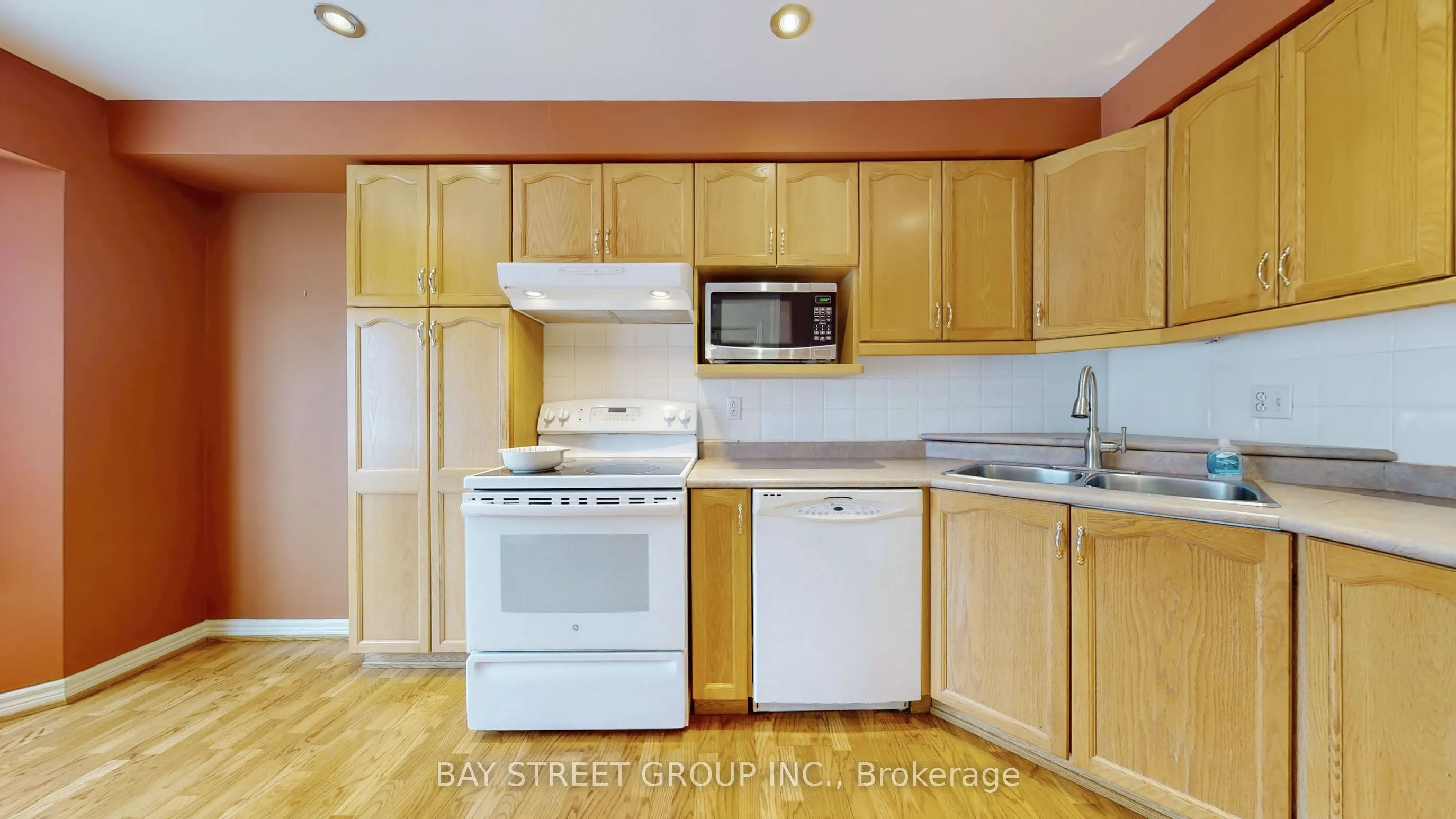 810 Golf Links Road, #34