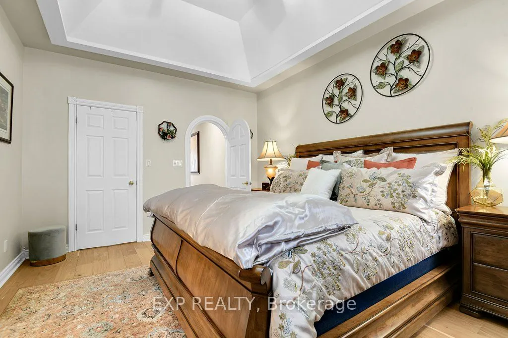5544 Bridlewood Court