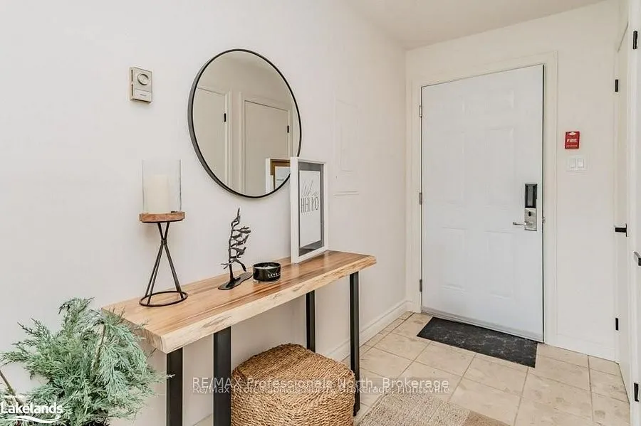 33 DEERHURST GREENS Drive, #105