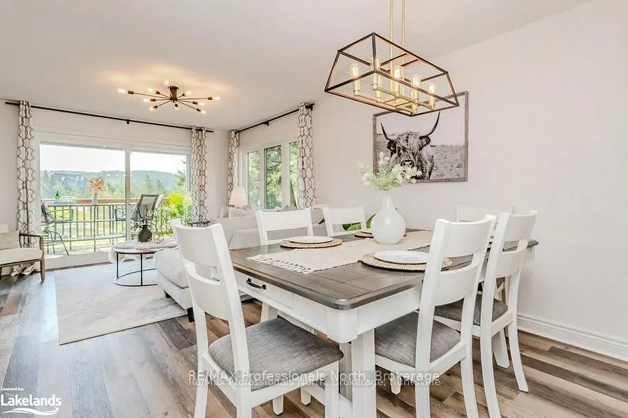 33 DEERHURST GREENS Drive, #105