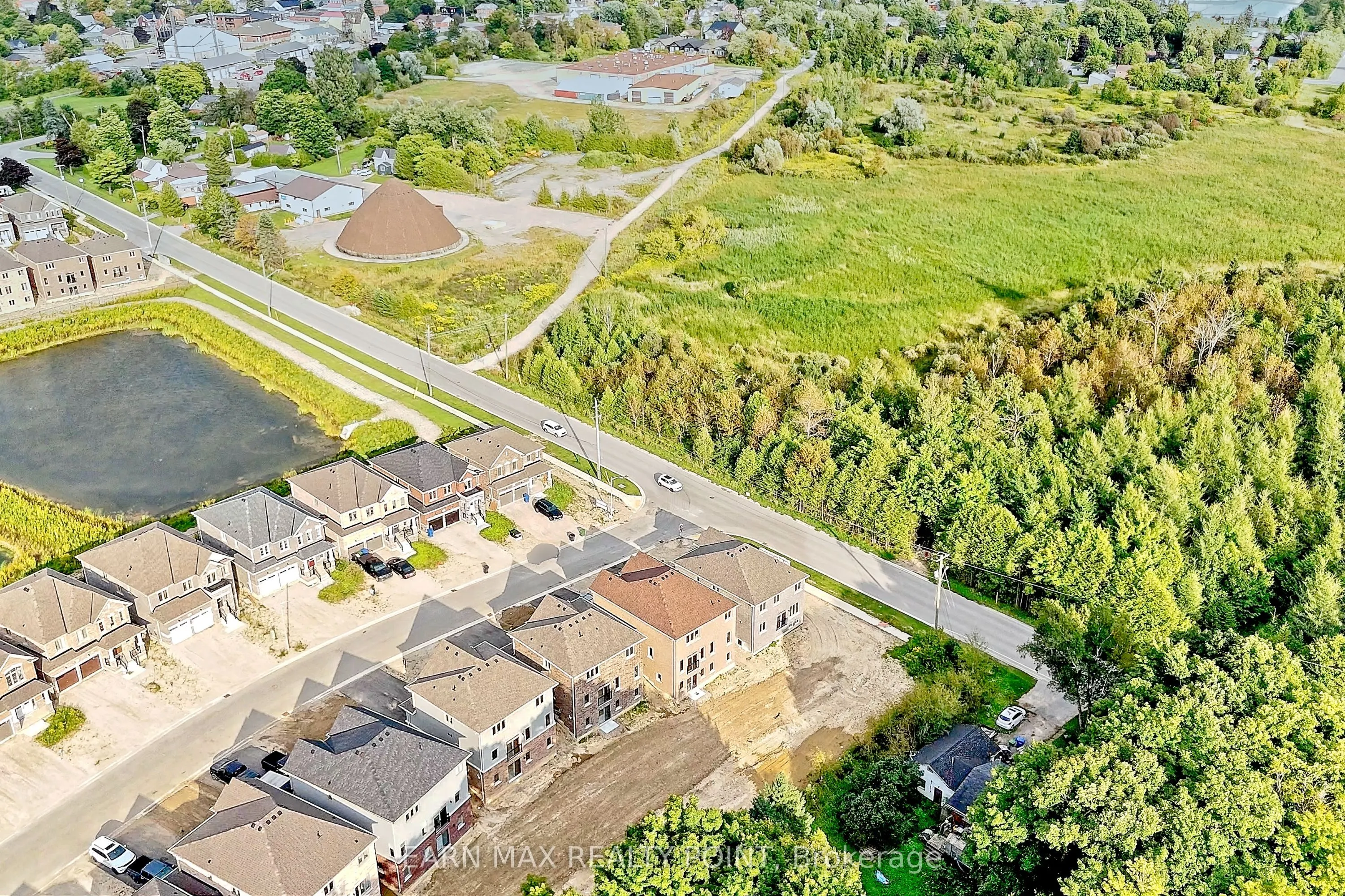 2 Aitchison Avenue
