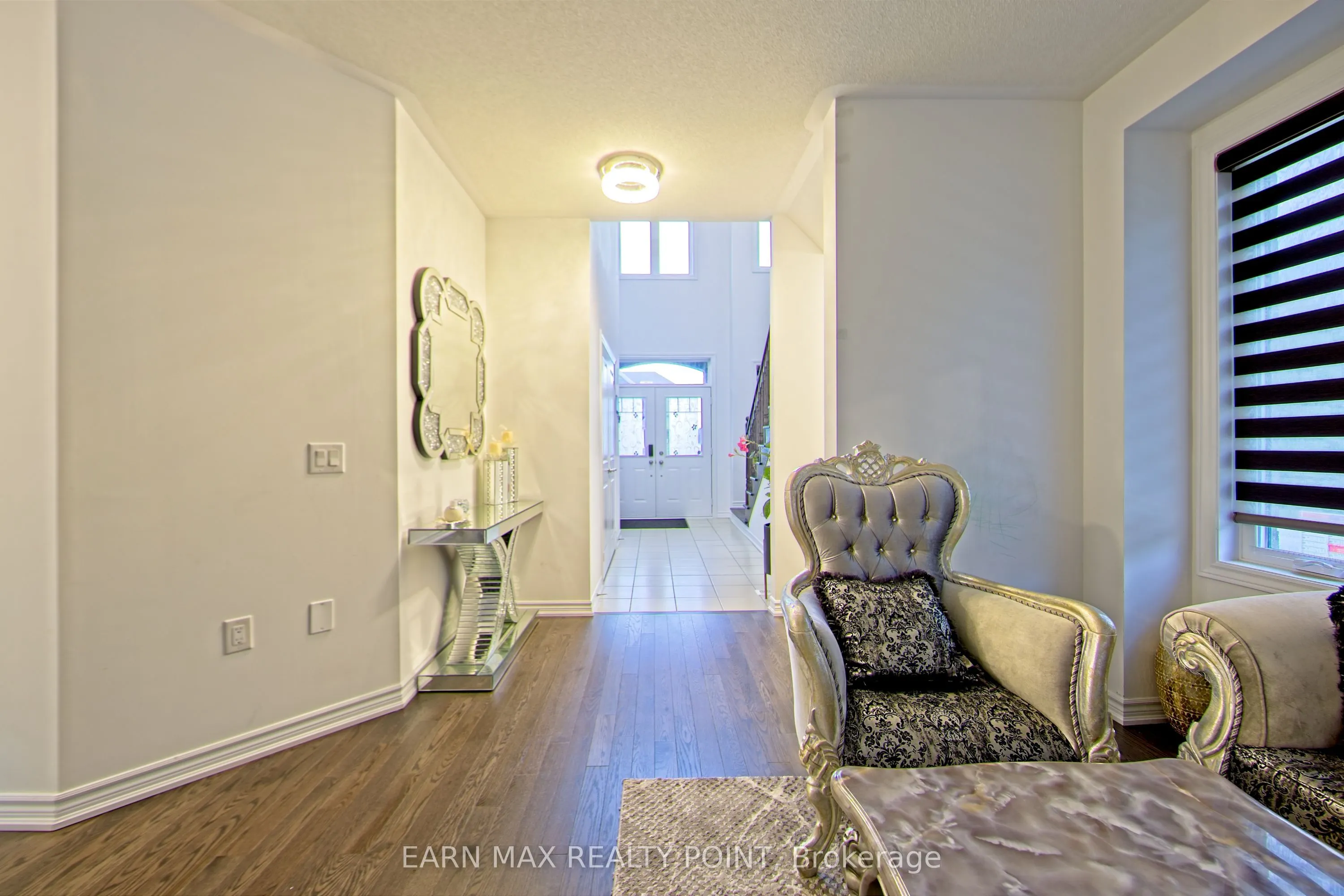 2 Aitchison Avenue