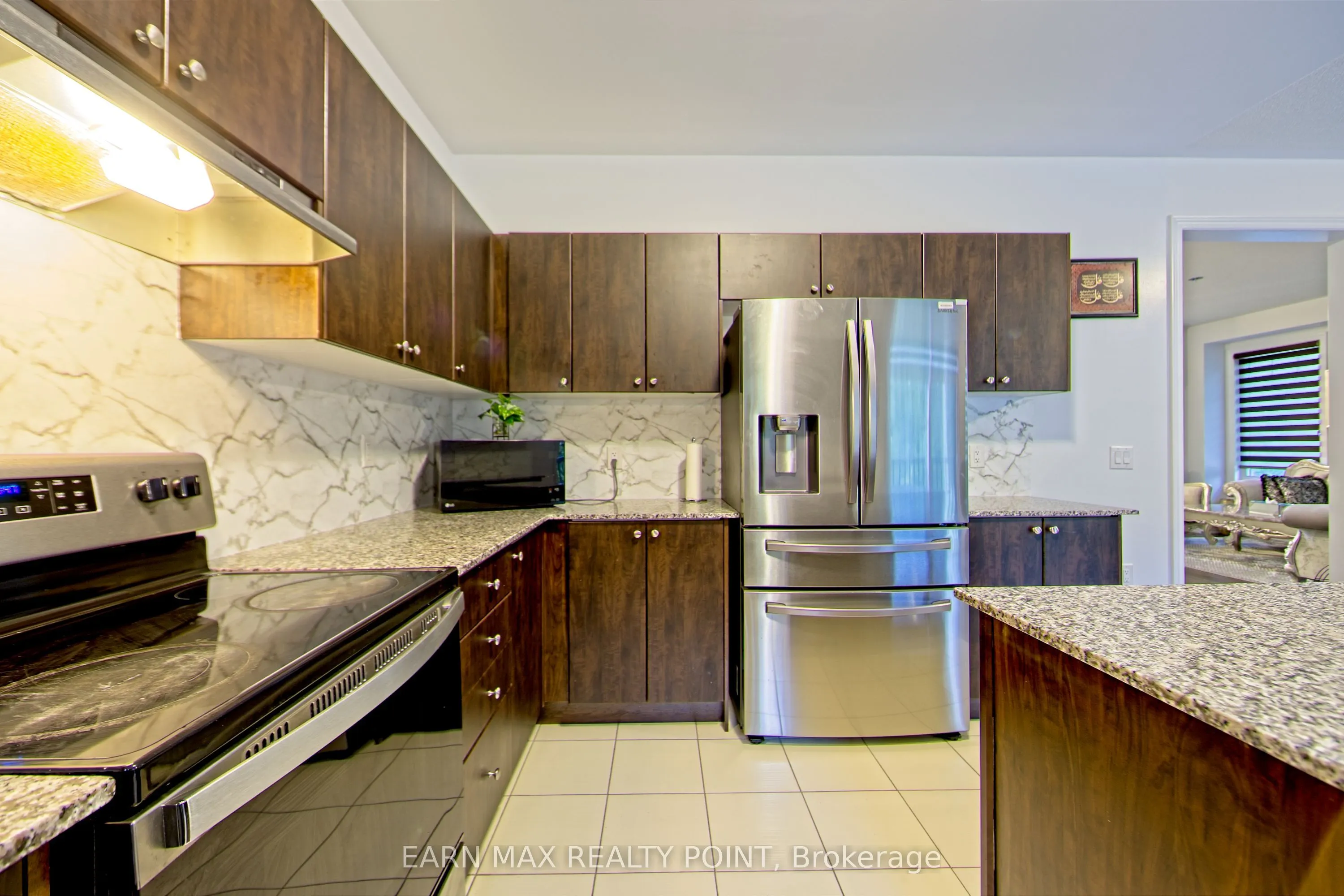 2 Aitchison Avenue