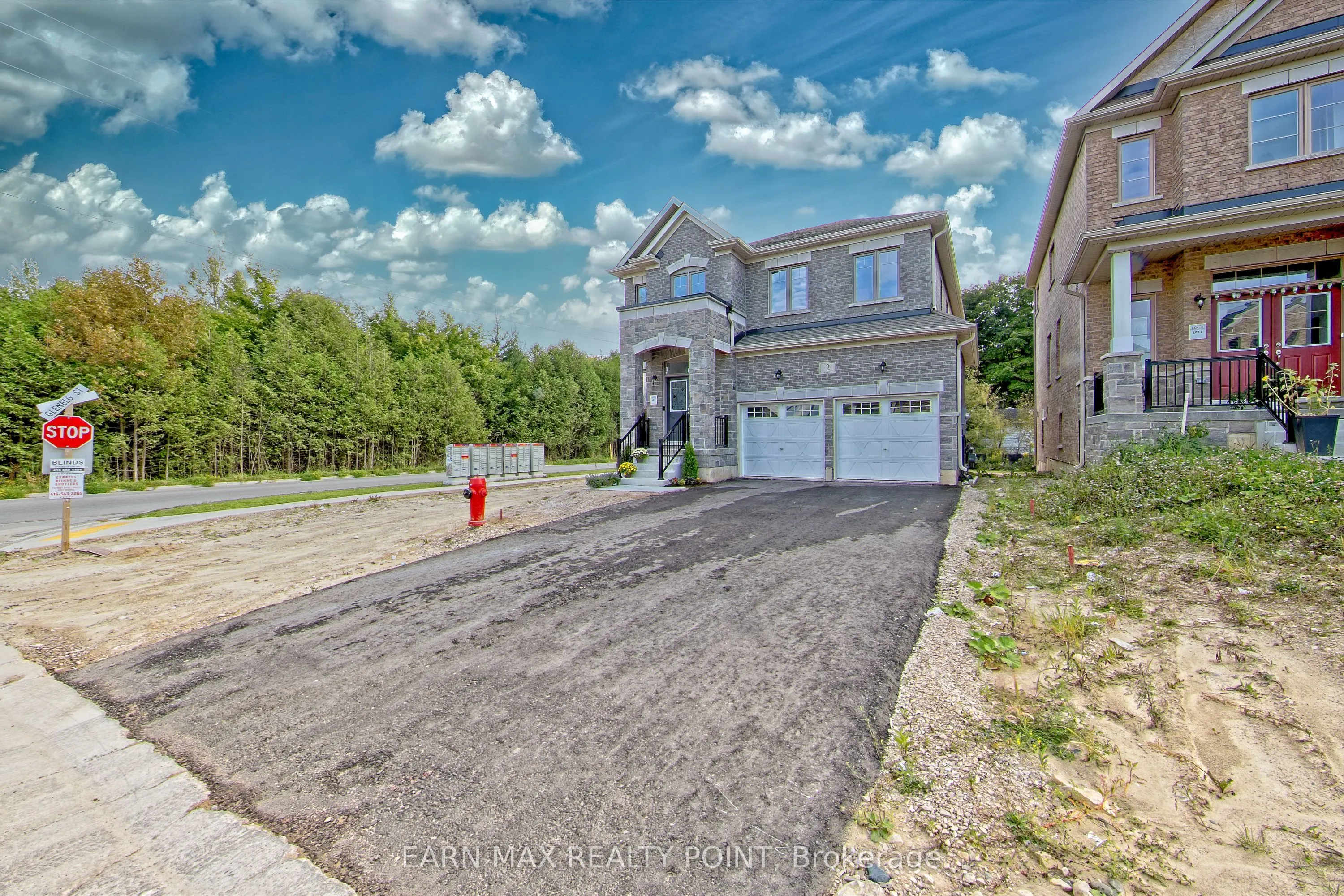 2 Aitchison Avenue