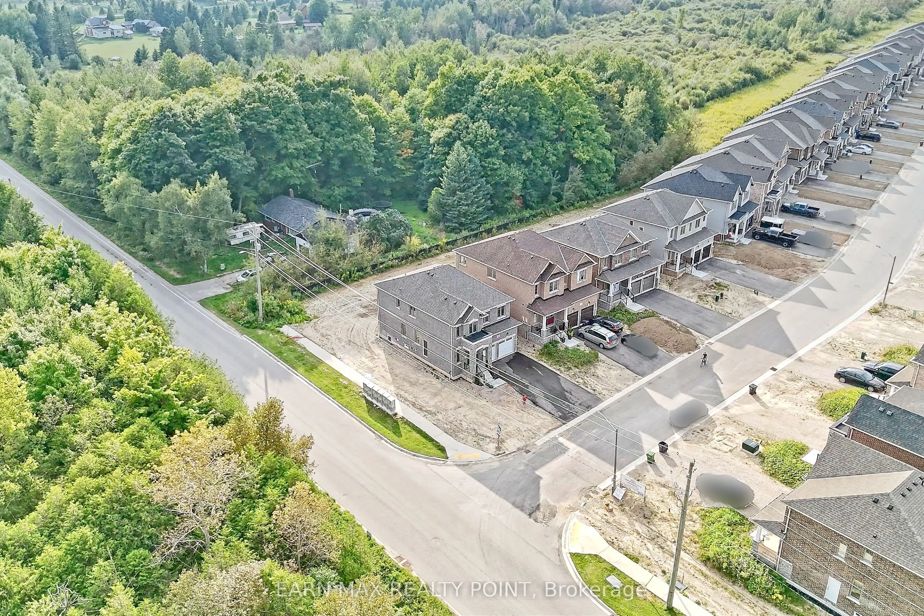 2 Aitchison Avenue