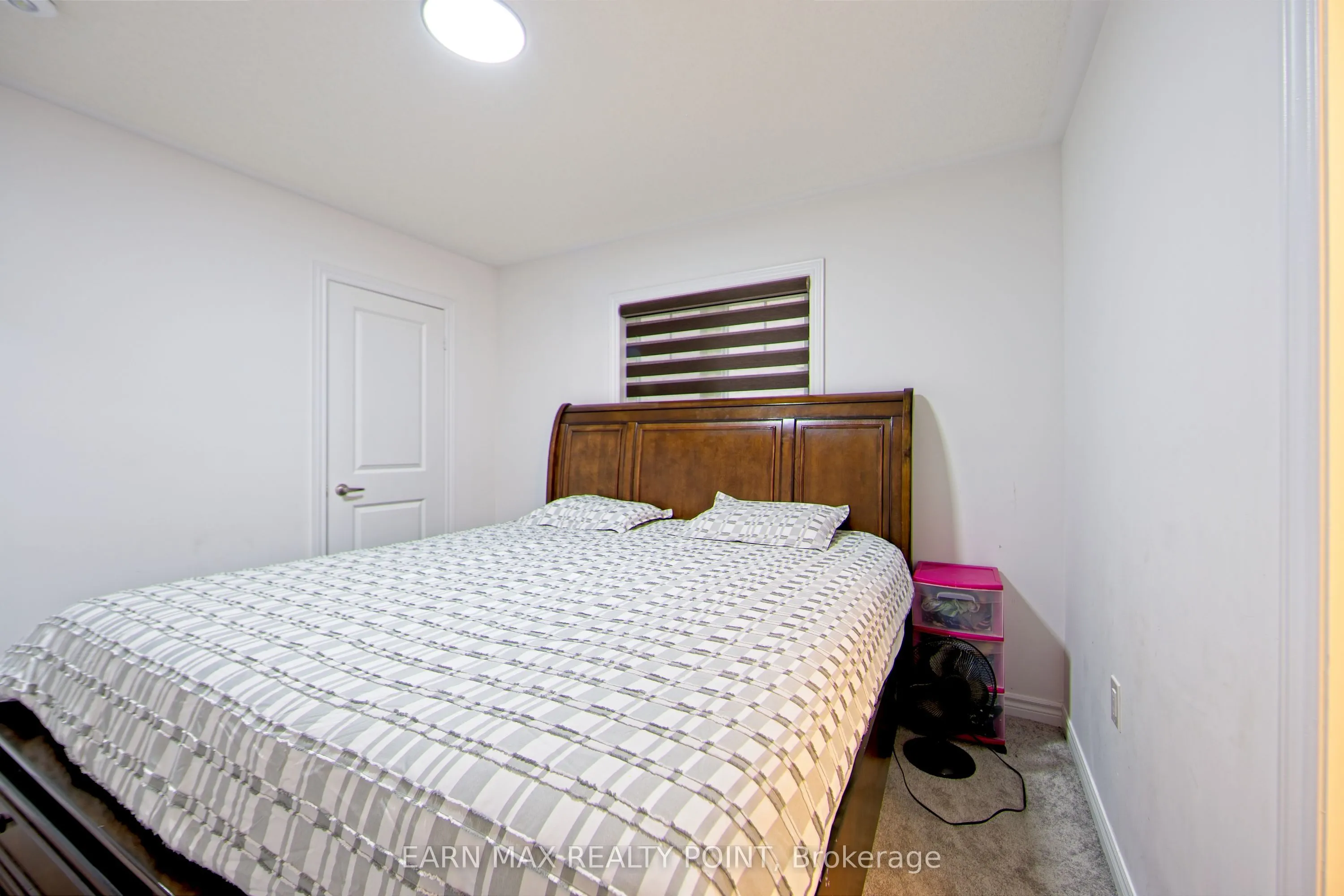 2 Aitchison Avenue