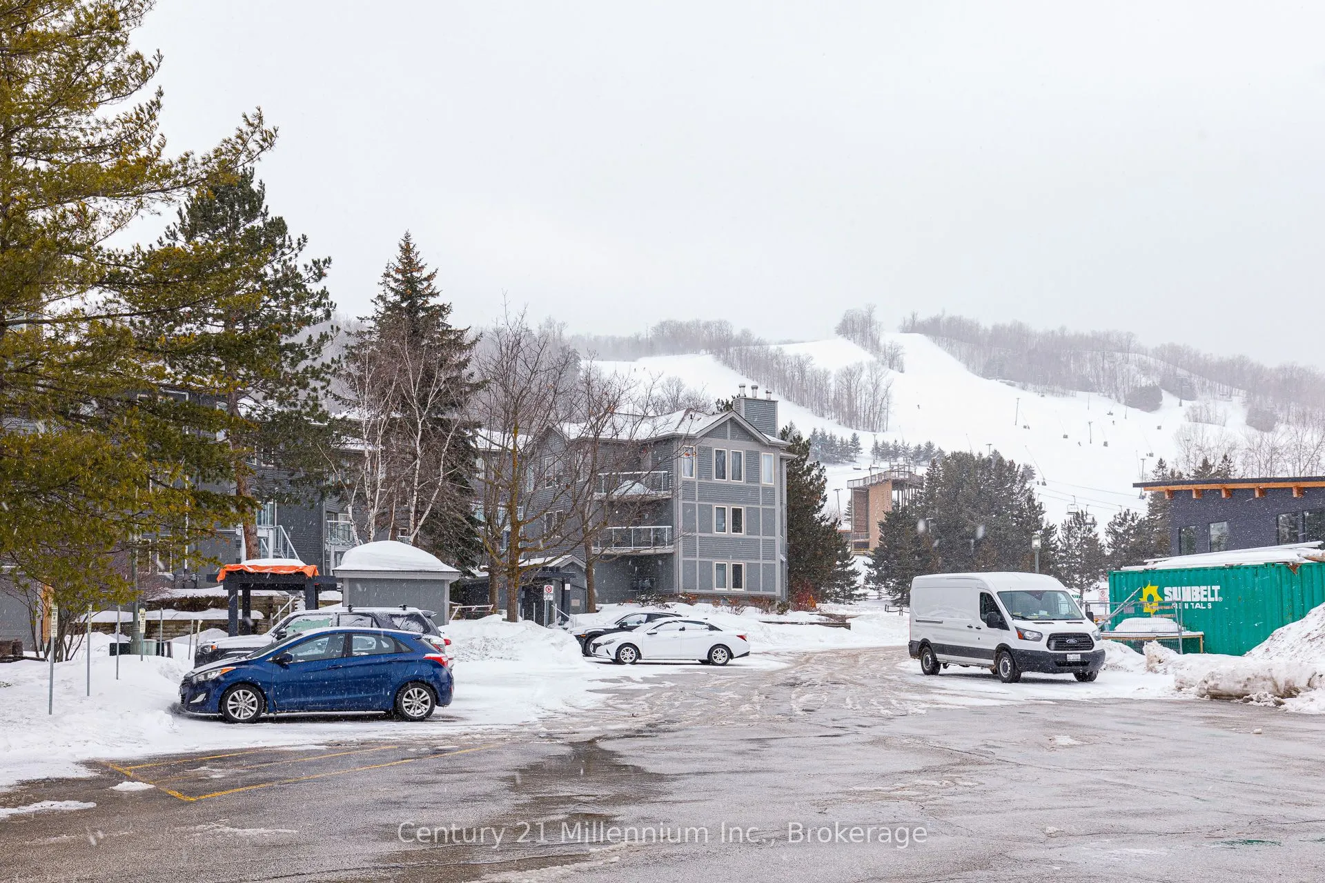 107 Ann Heggtveit Drive, #212
