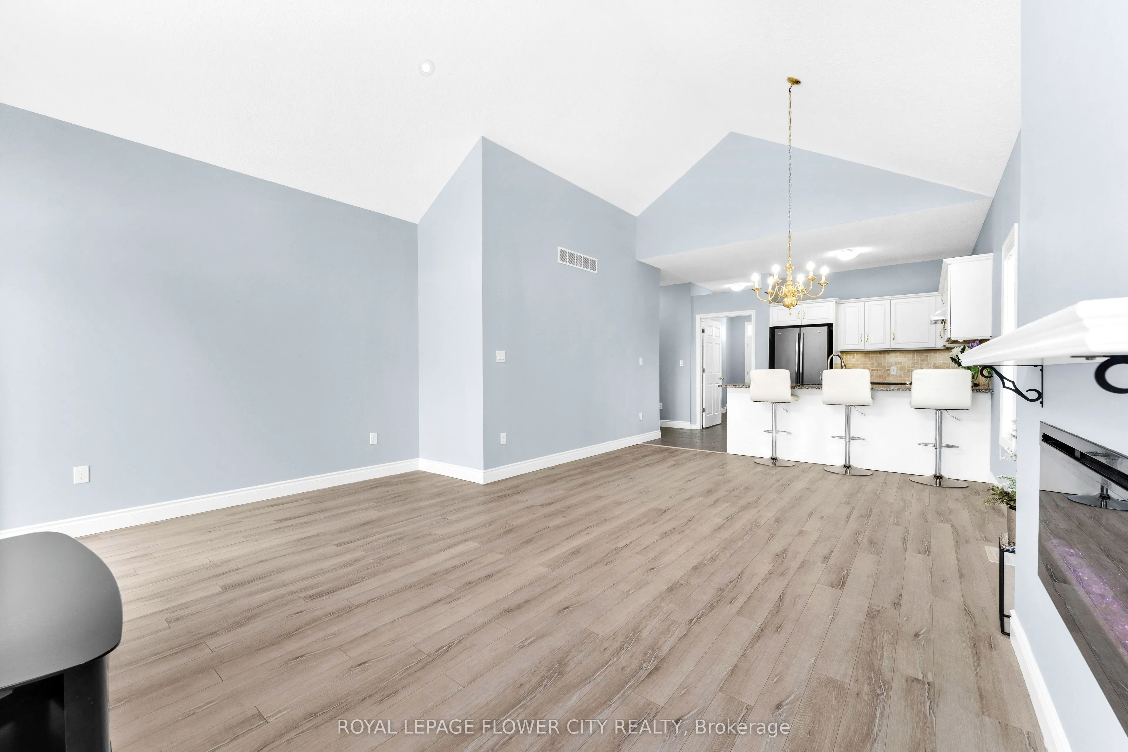 724 Garden Court