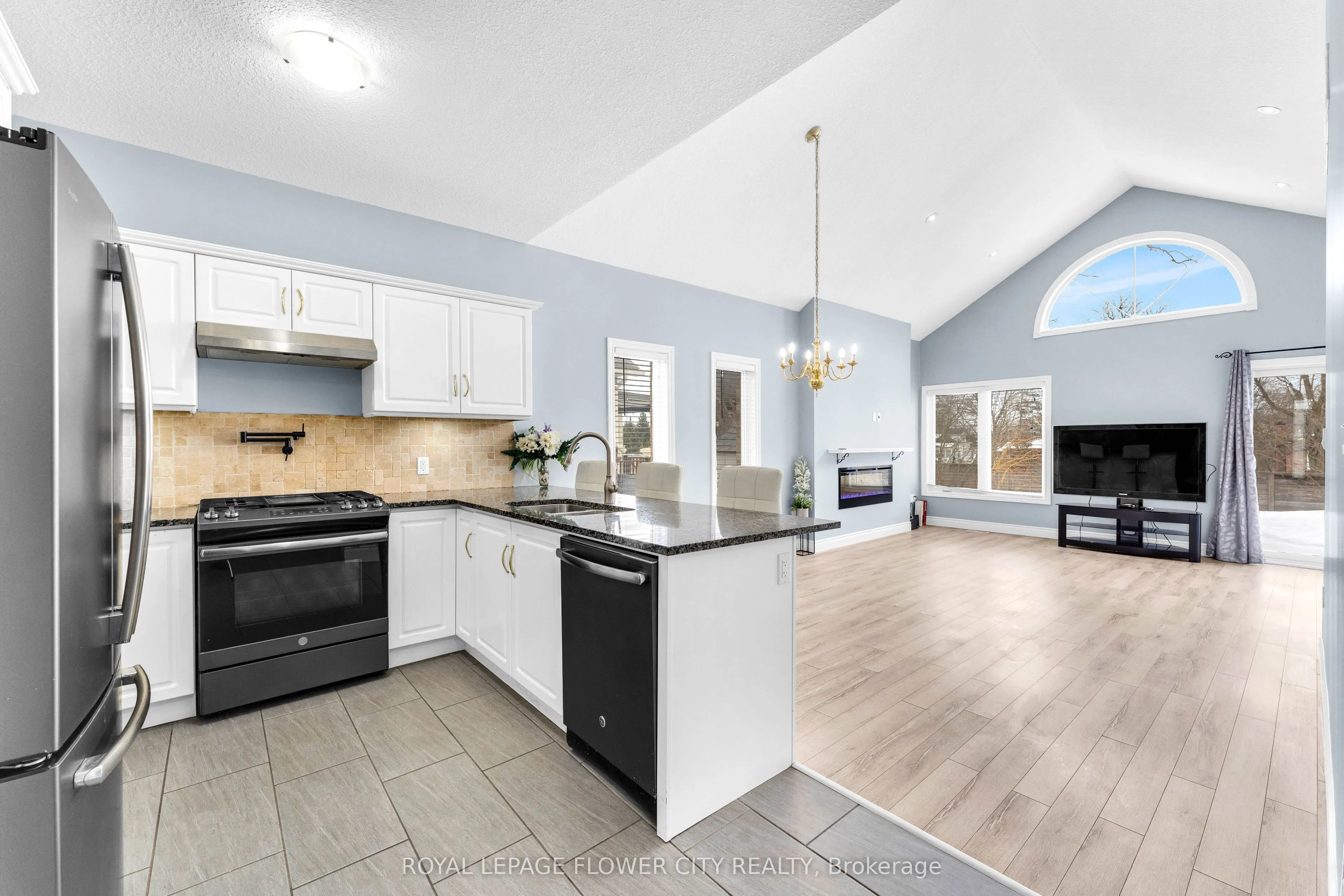 724 Garden Court