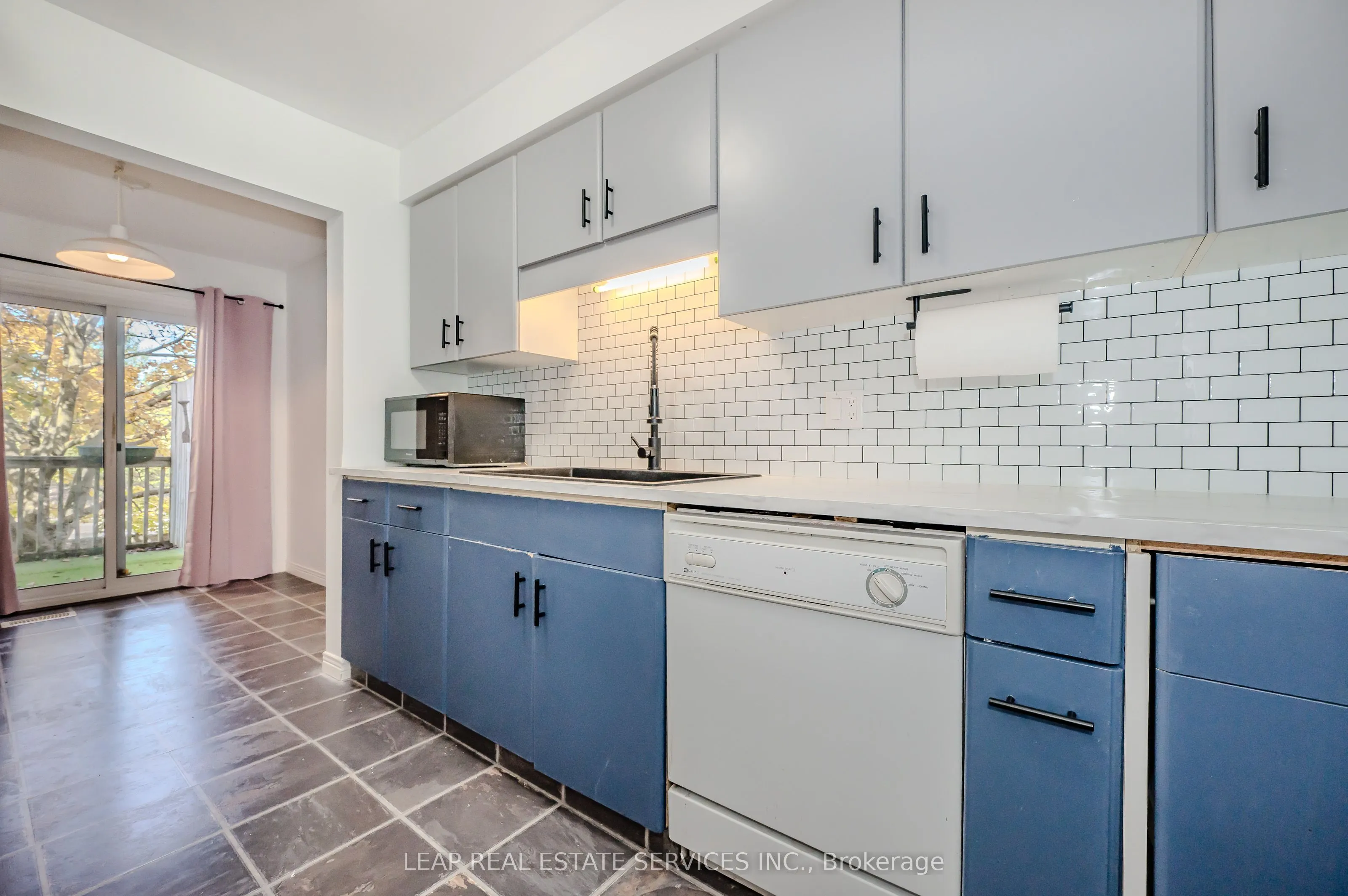 365 Bennington Gate, #13