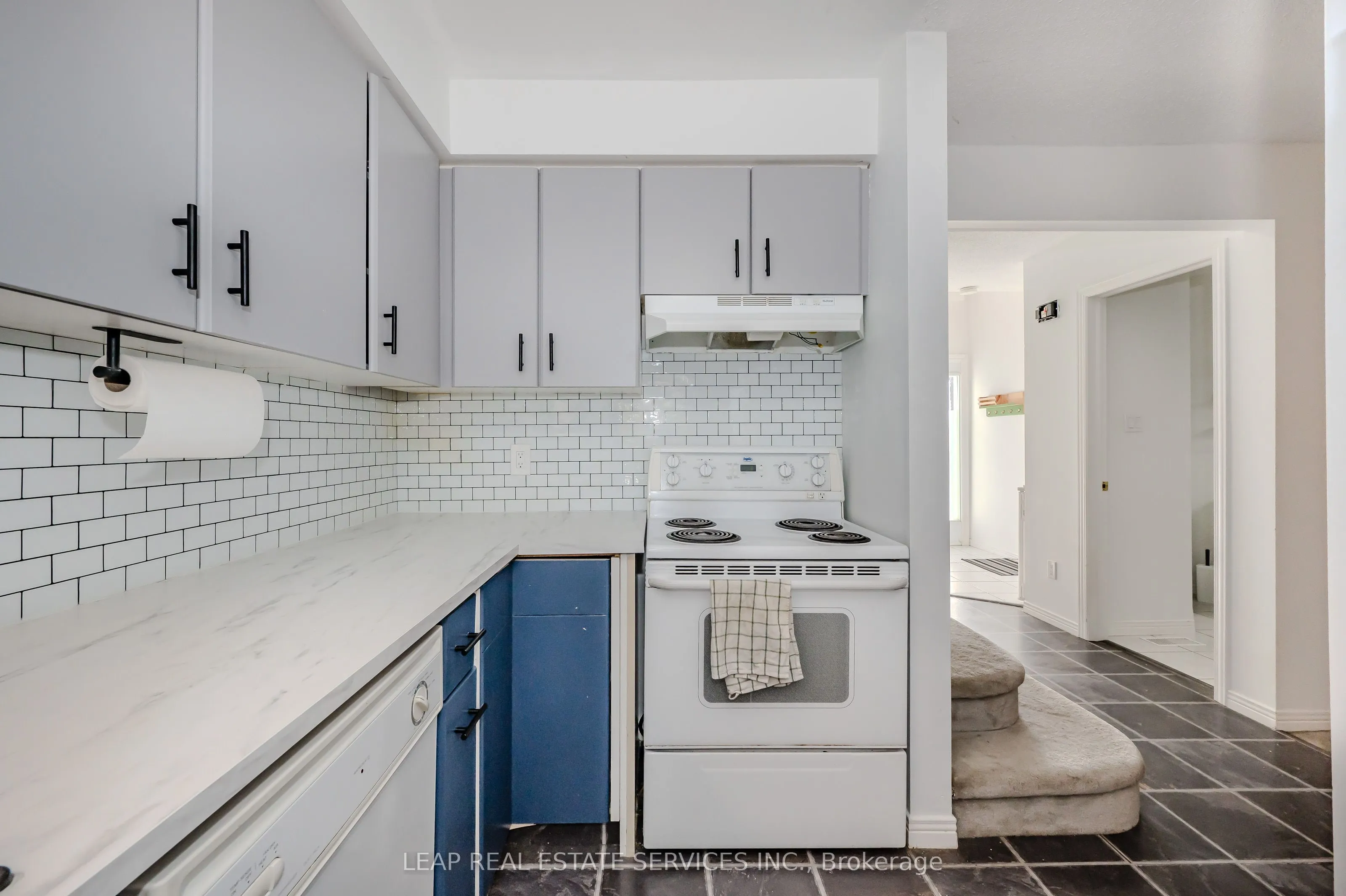 365 Bennington Gate, #13