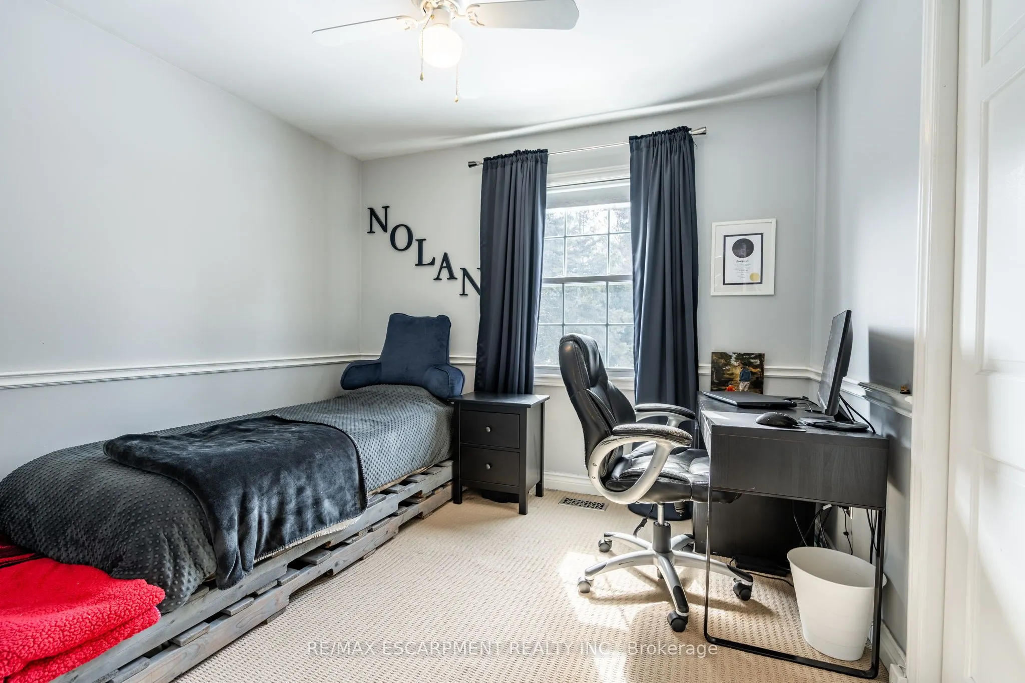 1 Acredale Drive