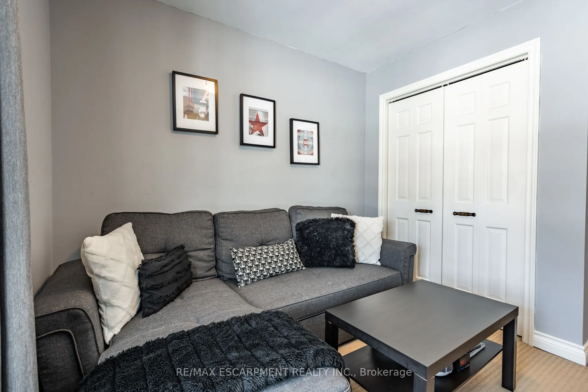 1 Acredale Drive