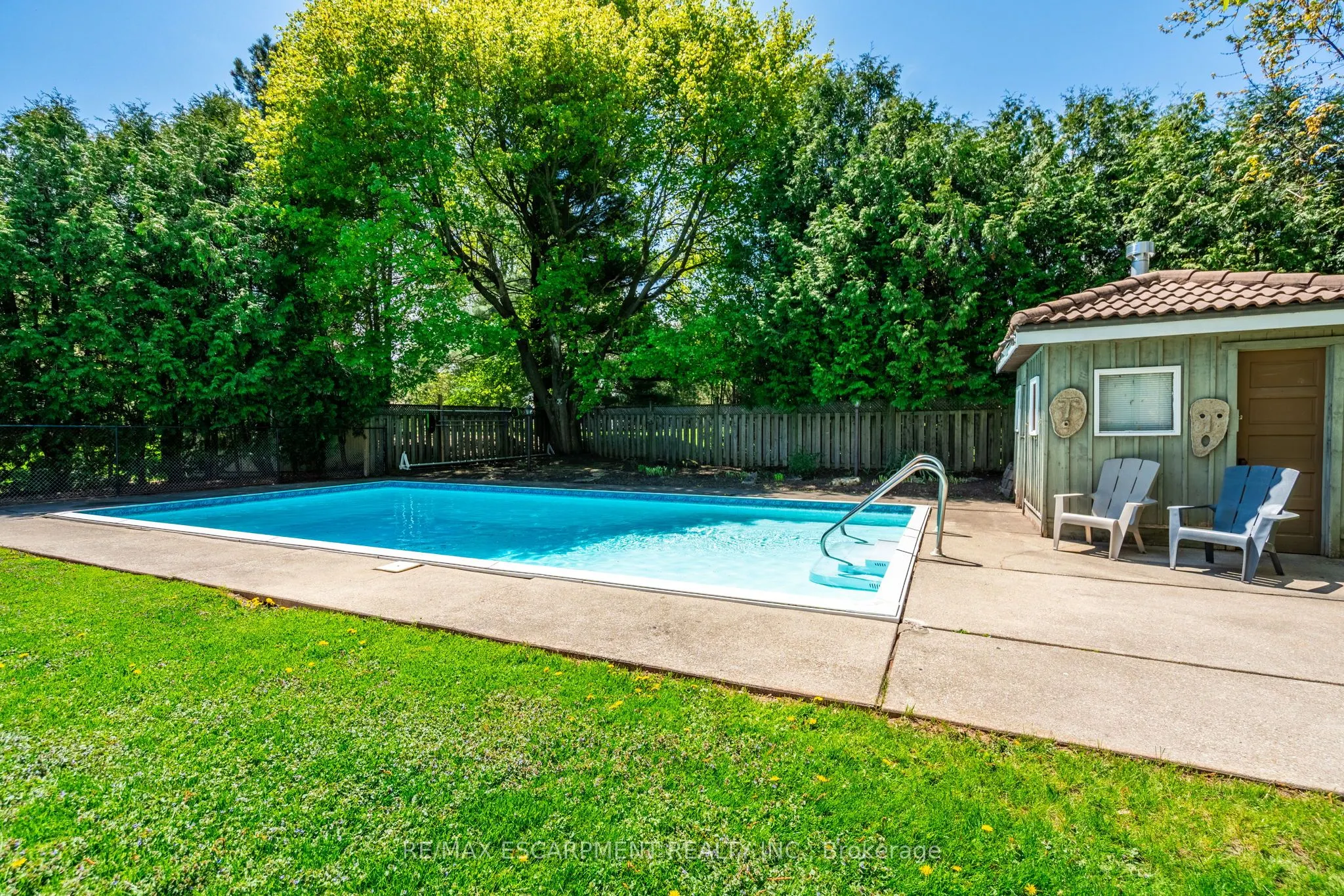 1 Acredale Drive