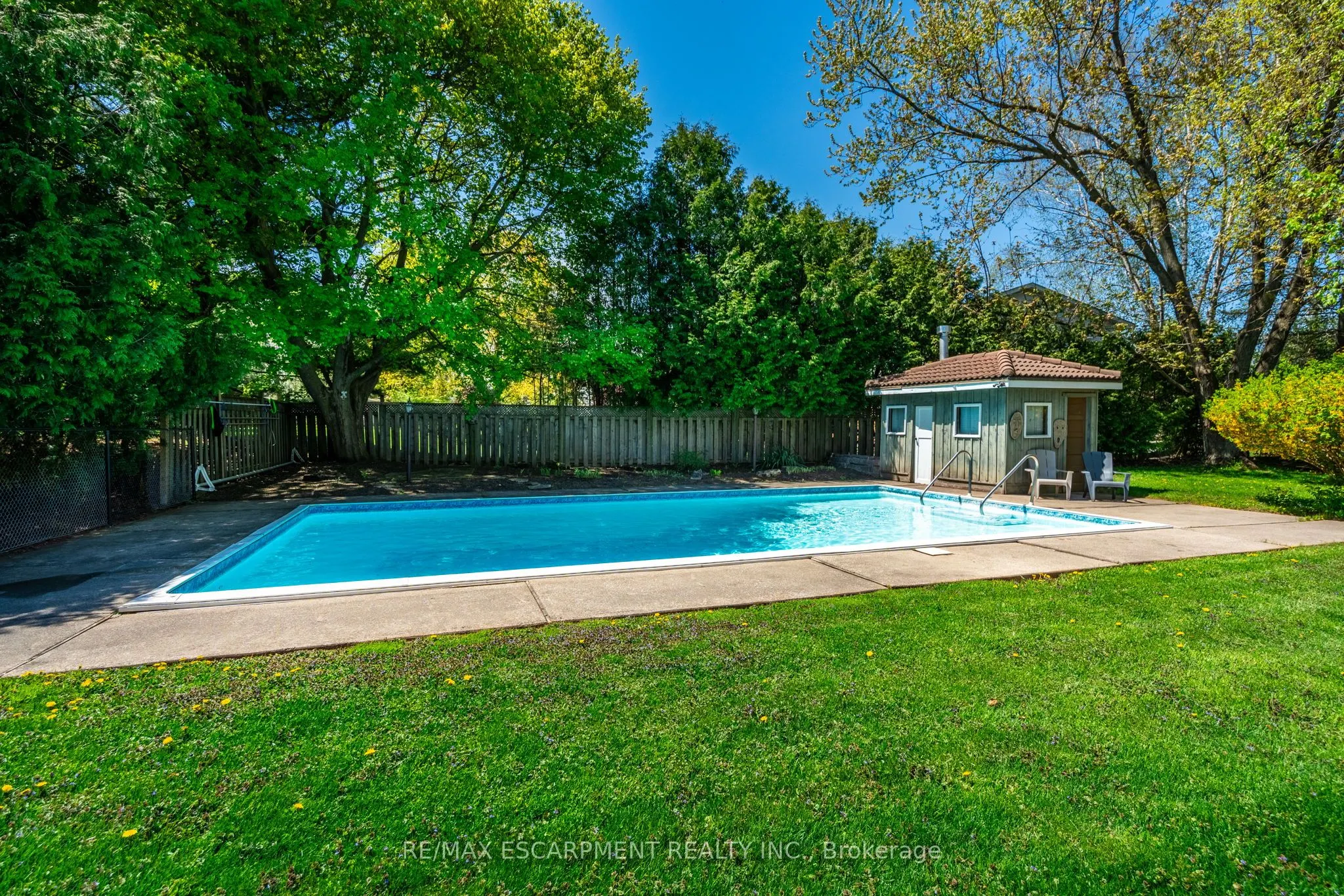 1 Acredale Drive