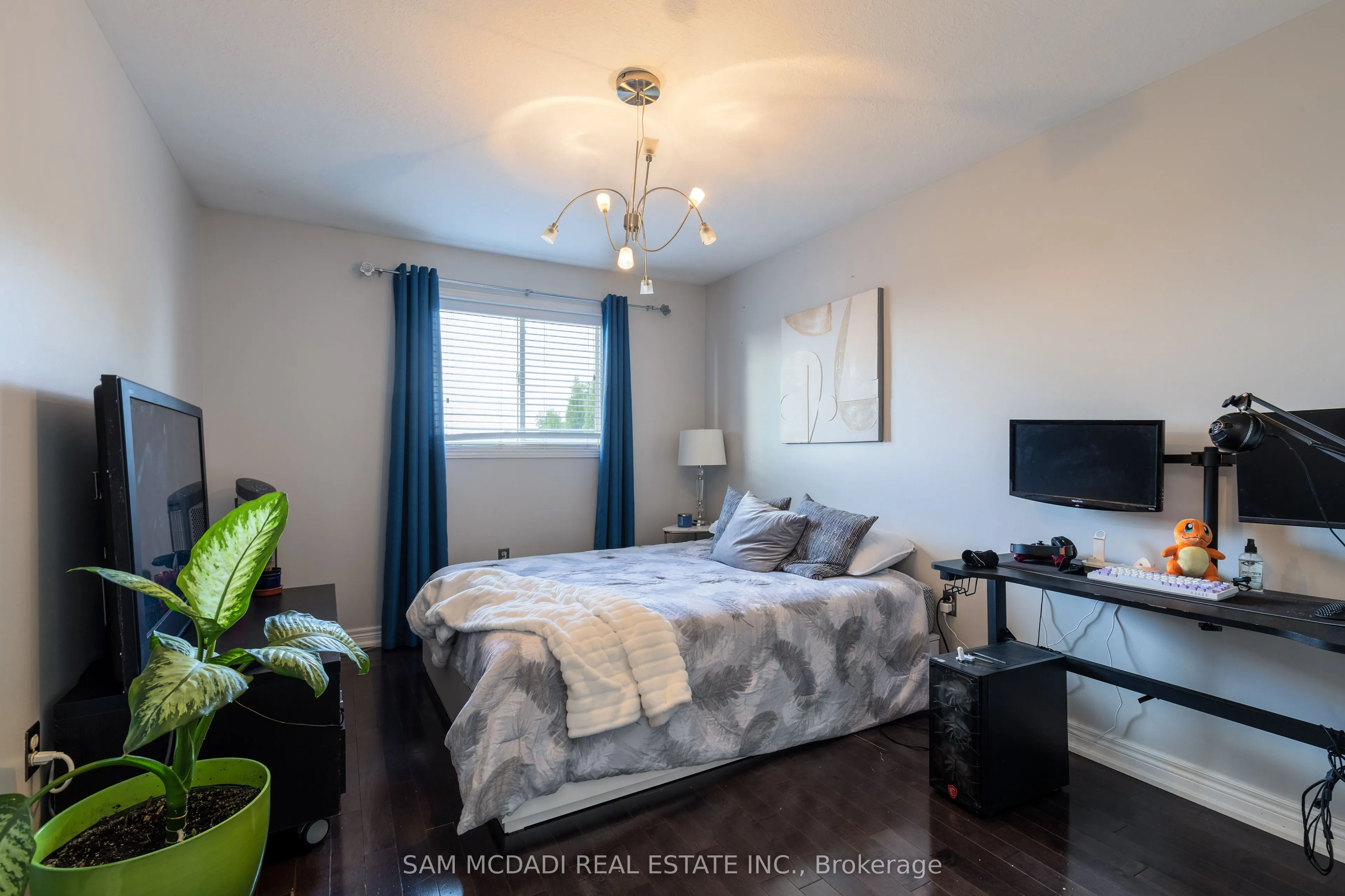 19 Foxtrot Drive