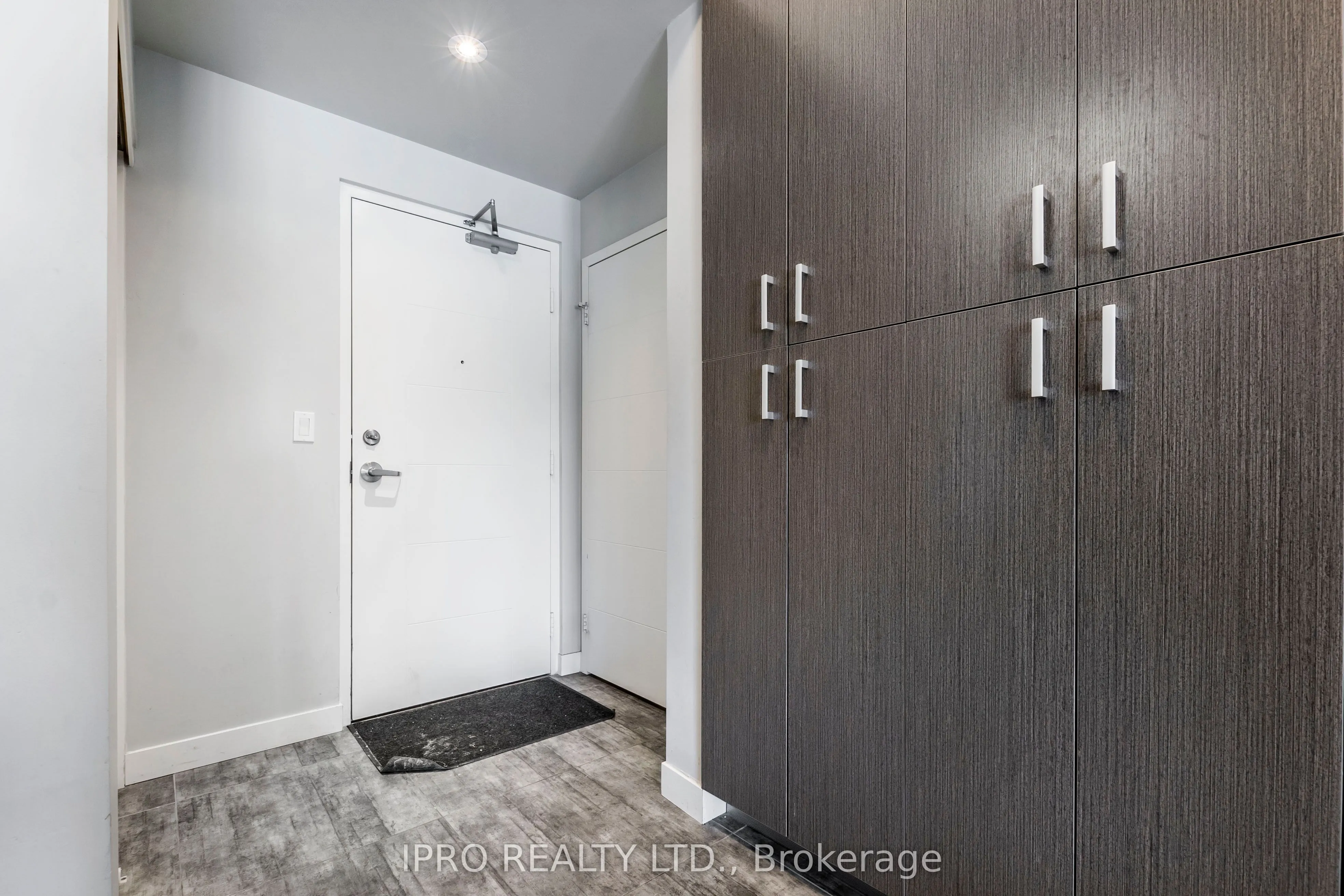 62 Balsam Street, #H205