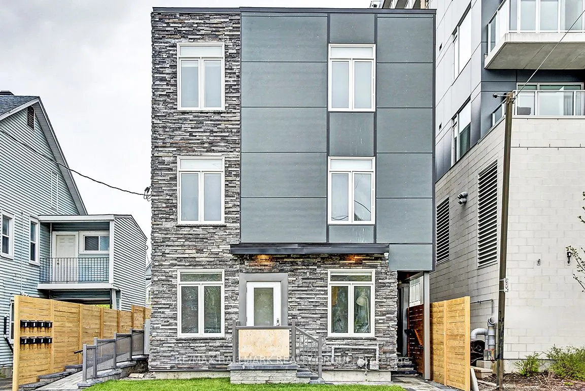 12 JOLLIET Avenue