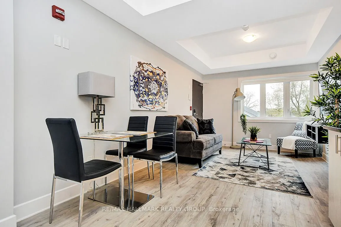 12 JOLLIET Avenue