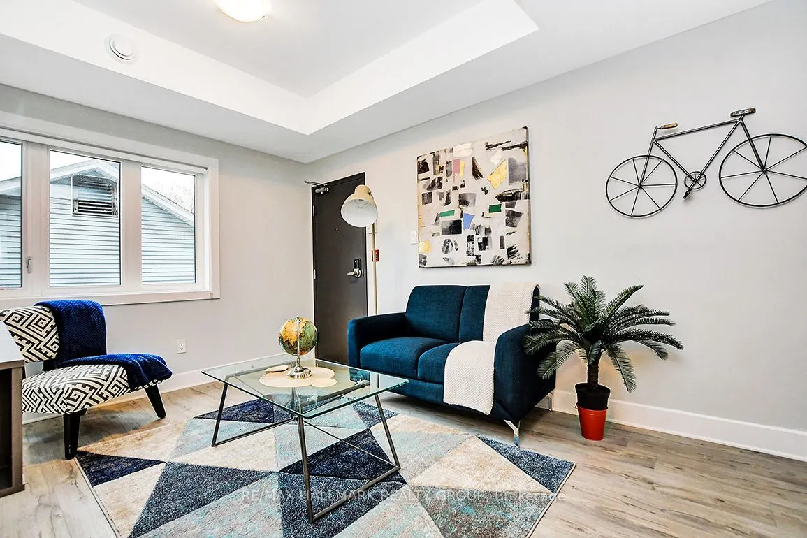 12 JOLLIET Avenue