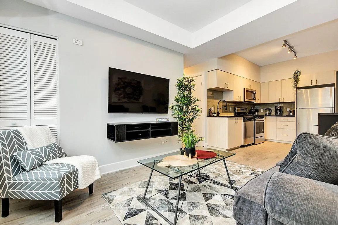 12 JOLLIET Avenue
