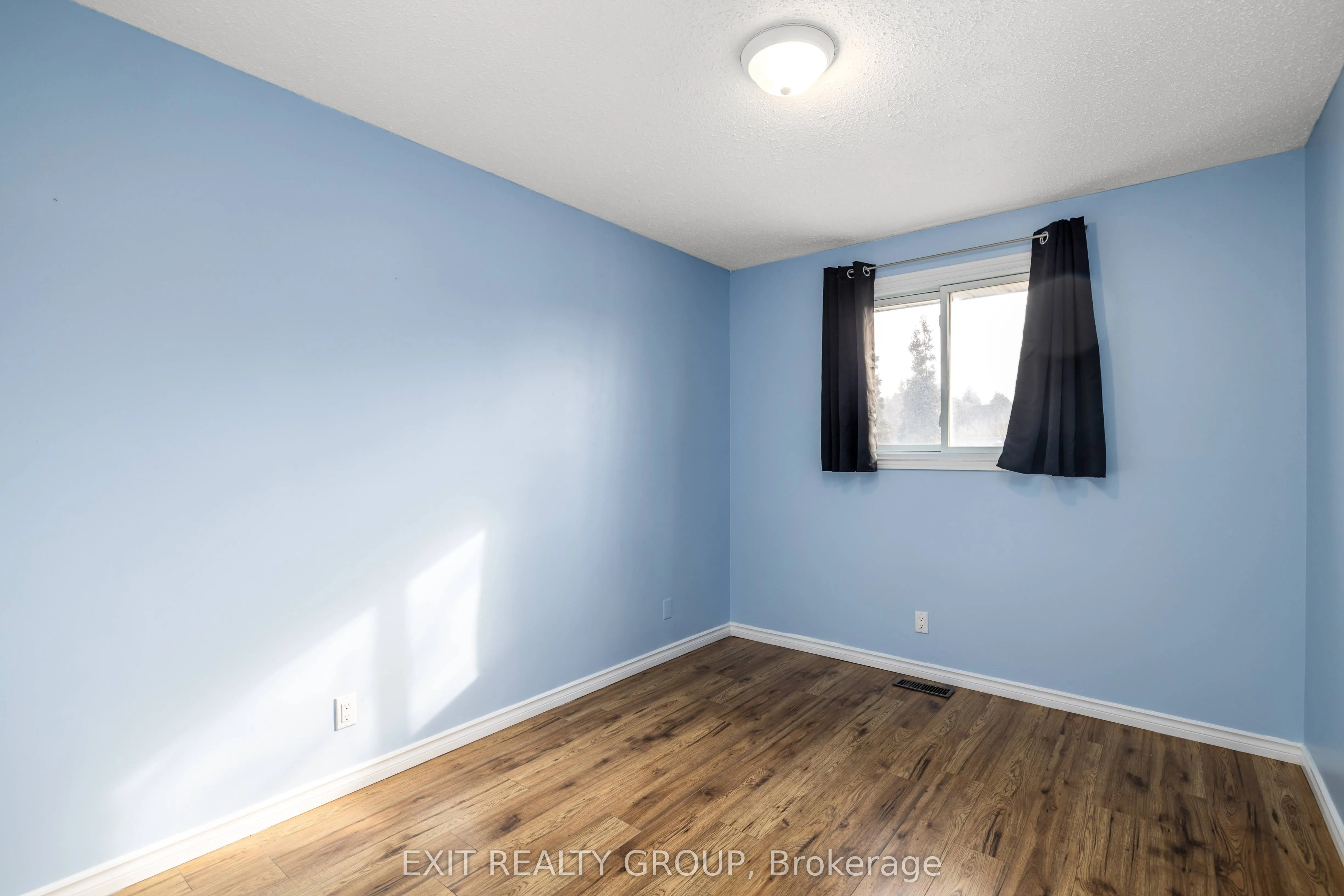 44 Van Alstine Drive