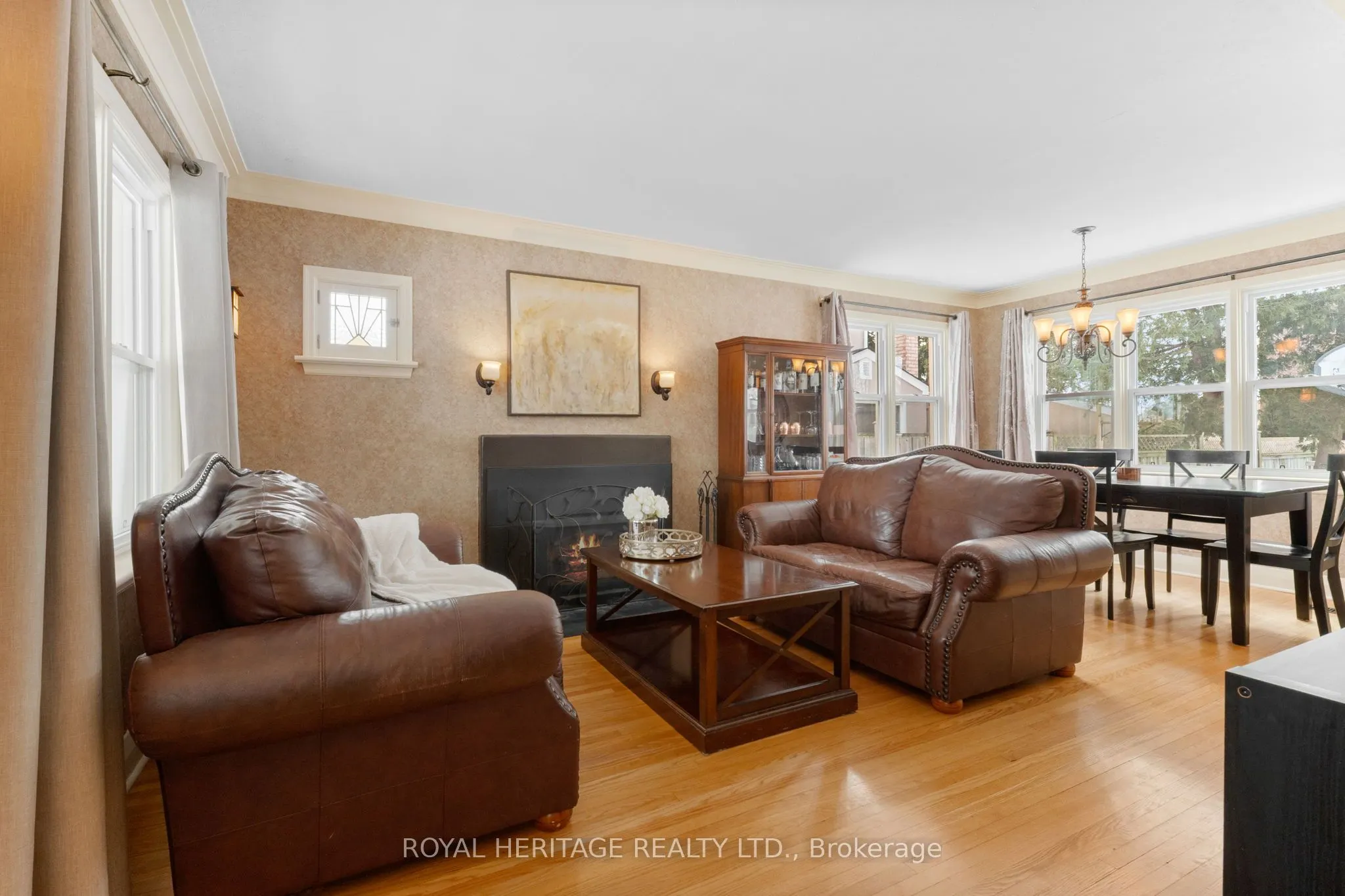 181 Abbott Boulevard