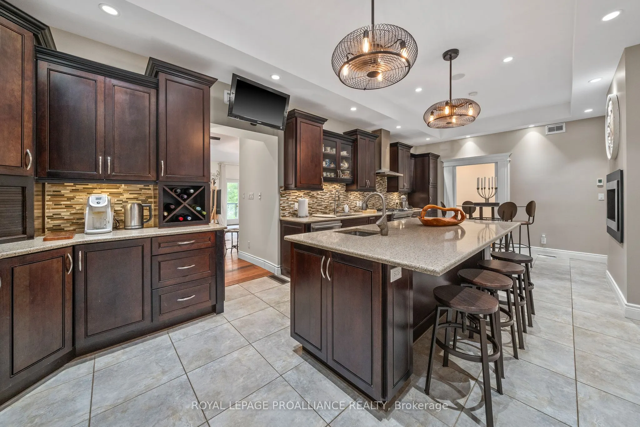 17B Hughes Lane
