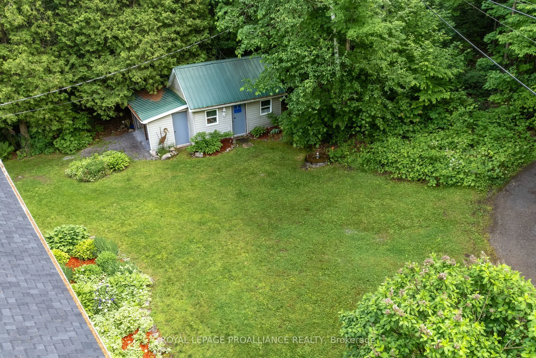17B Hughes Lane