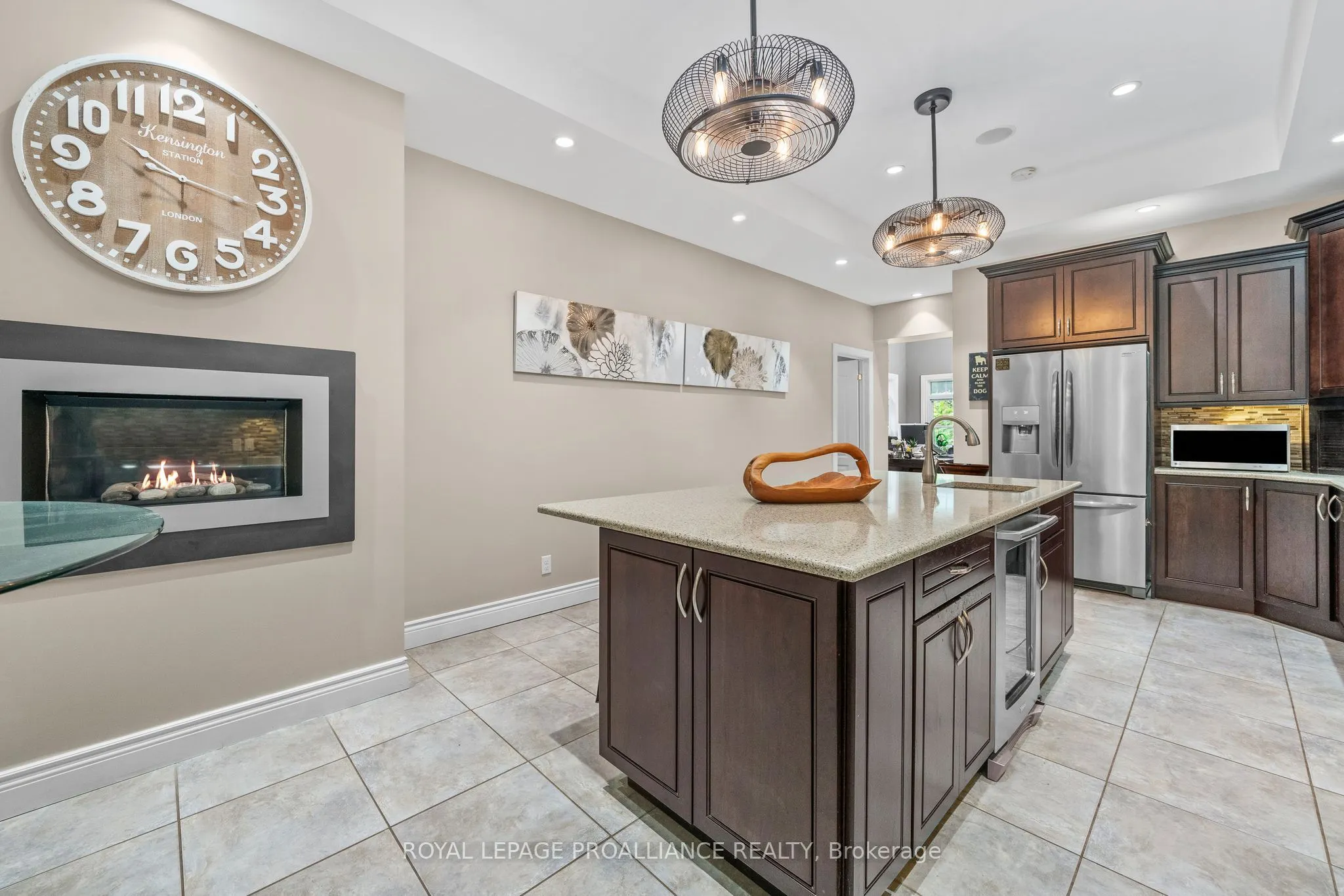 17B Hughes Lane
