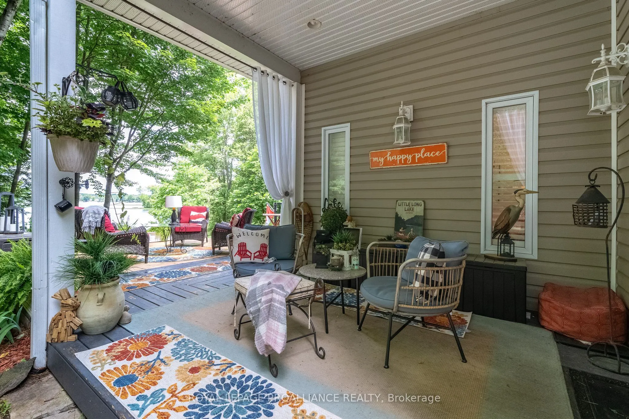 17B Hughes Lane