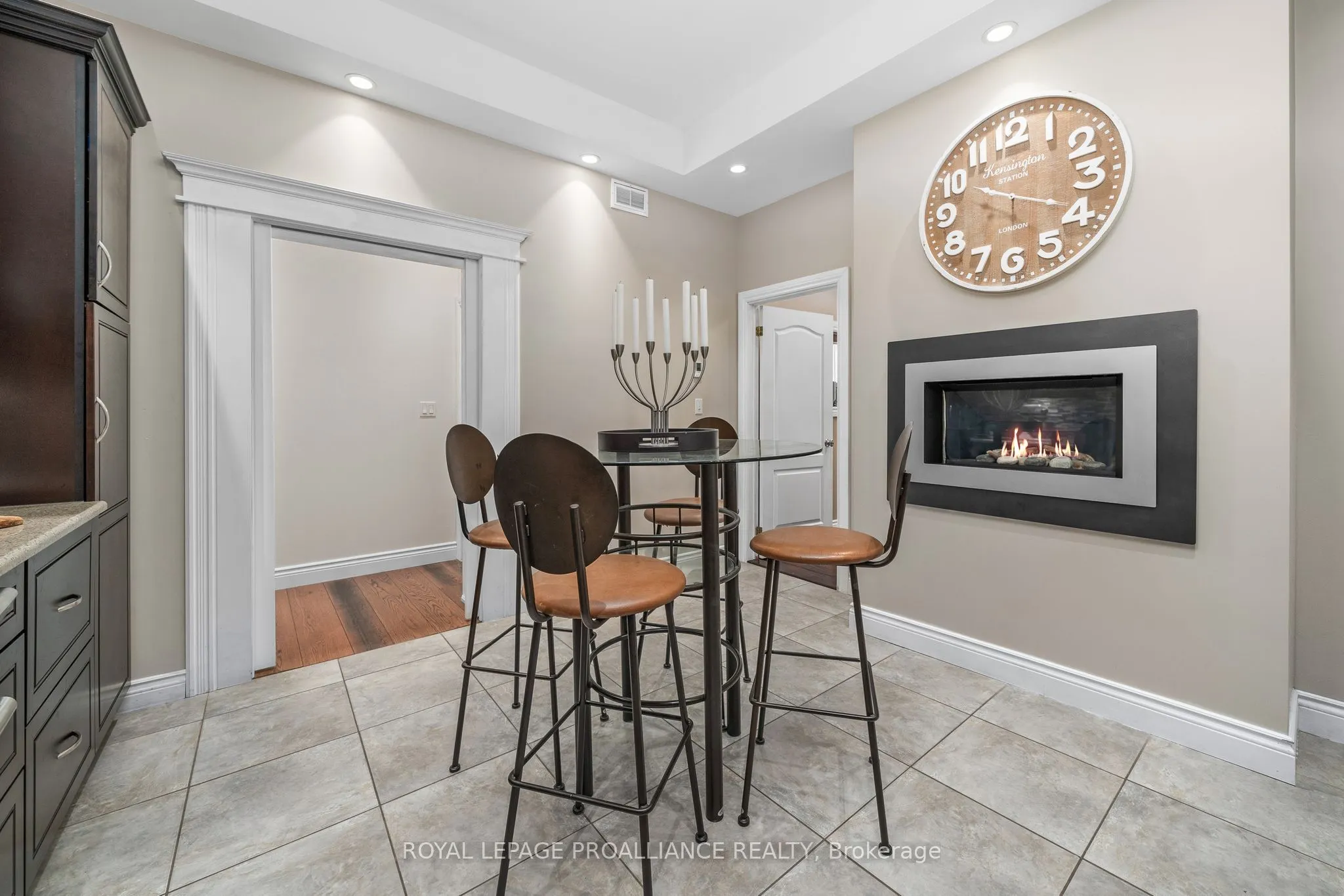 17B Hughes Lane