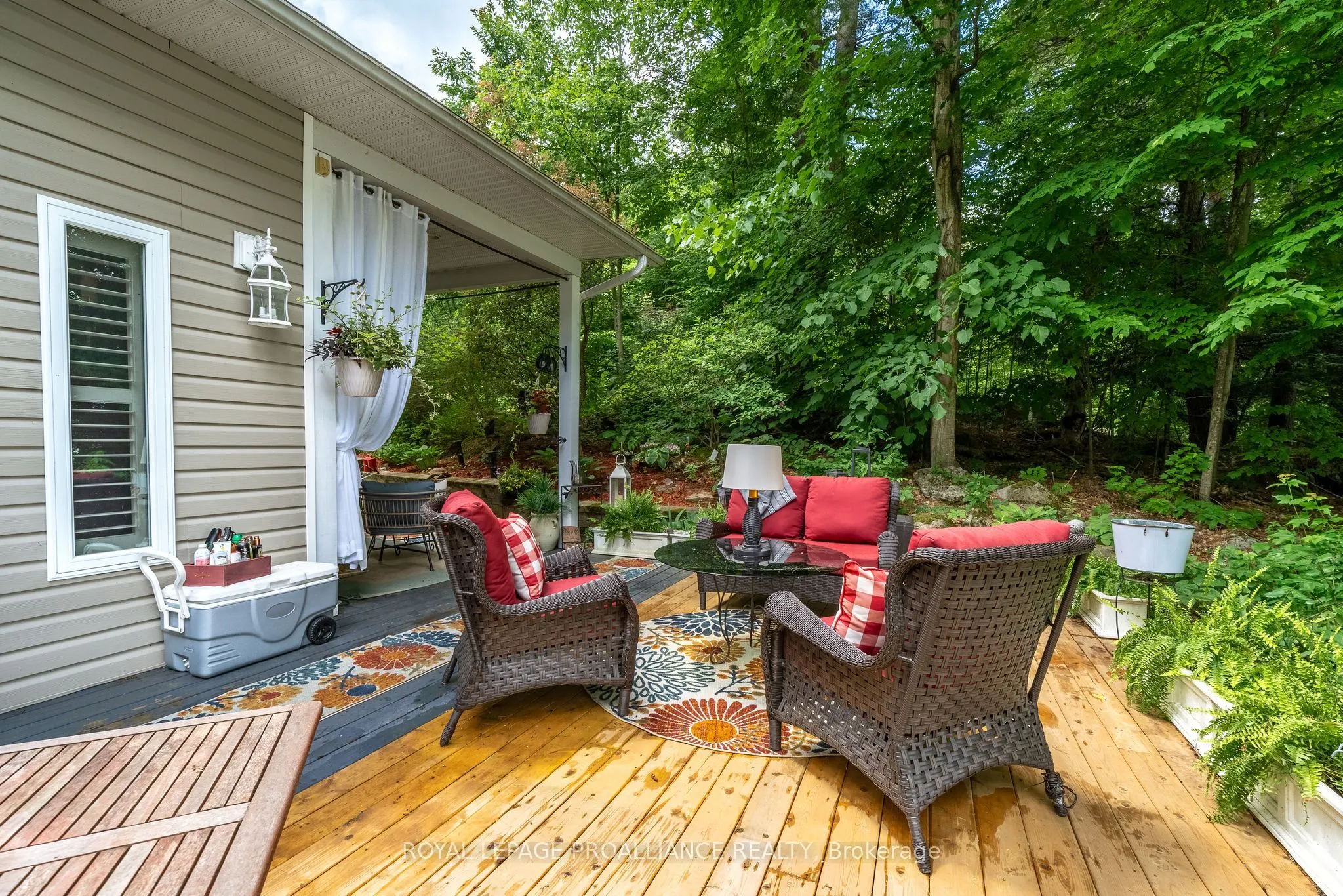 17B Hughes Lane