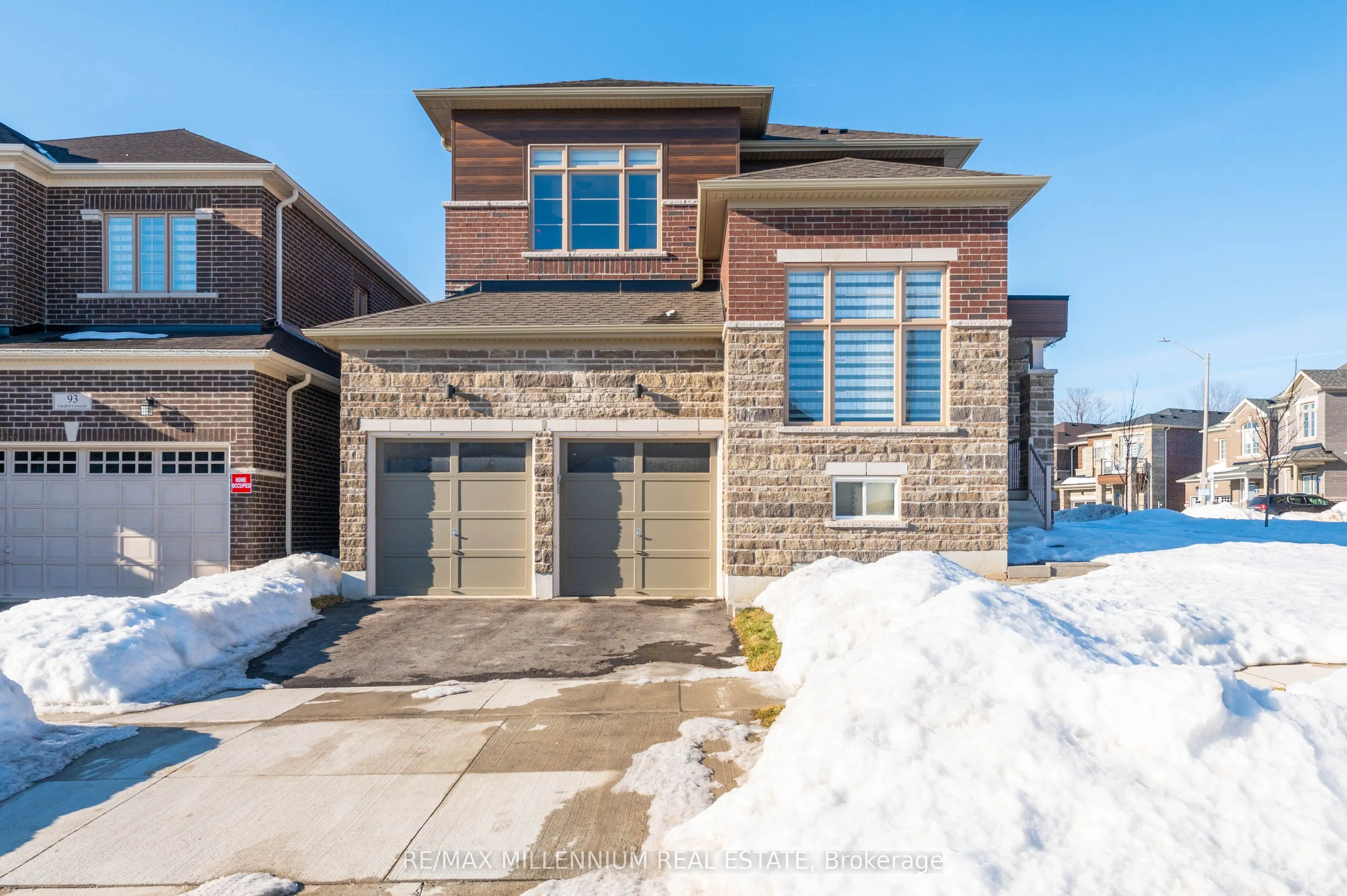 153 Bloomfield Crescent