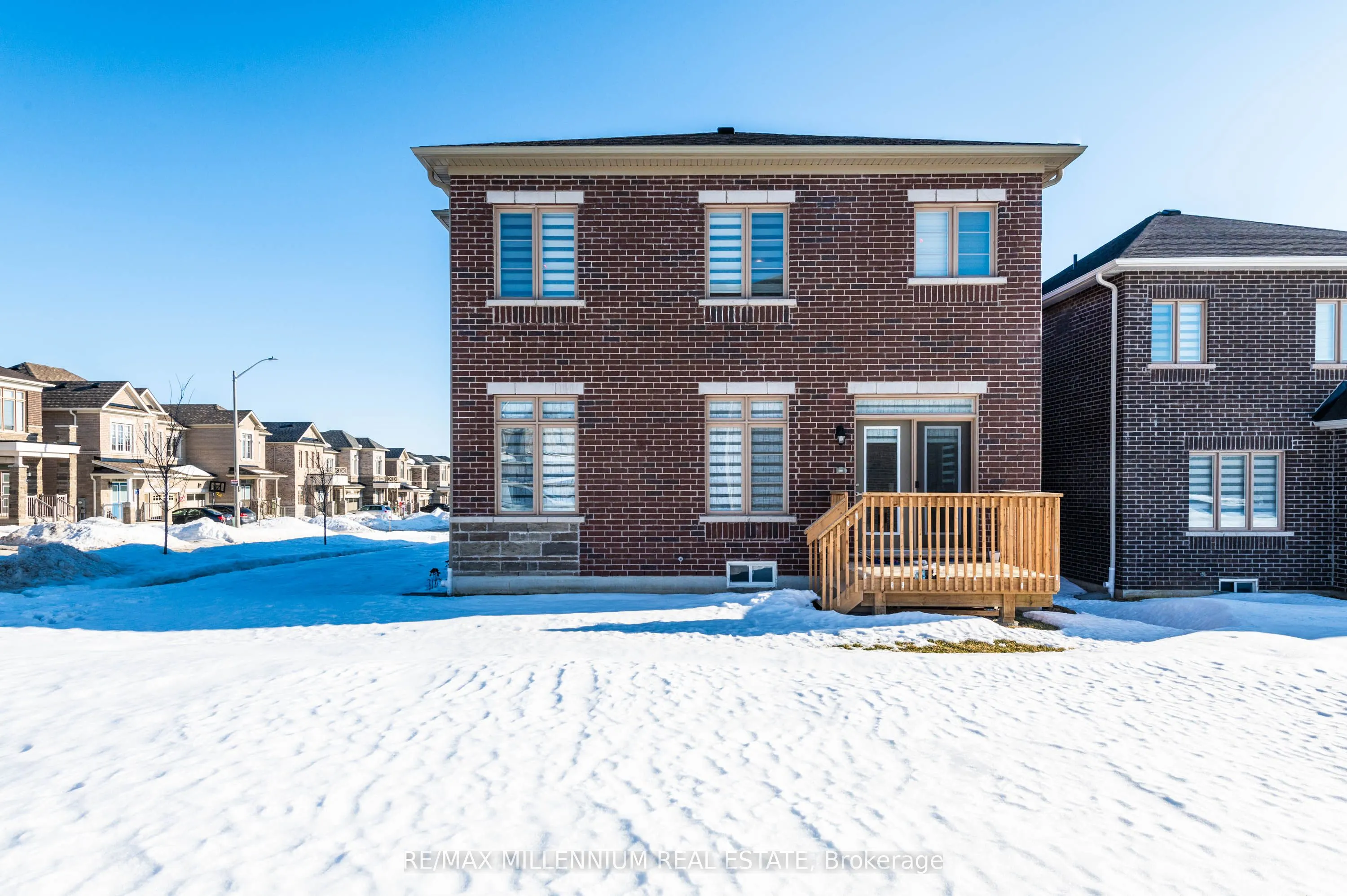 153 Bloomfield Crescent