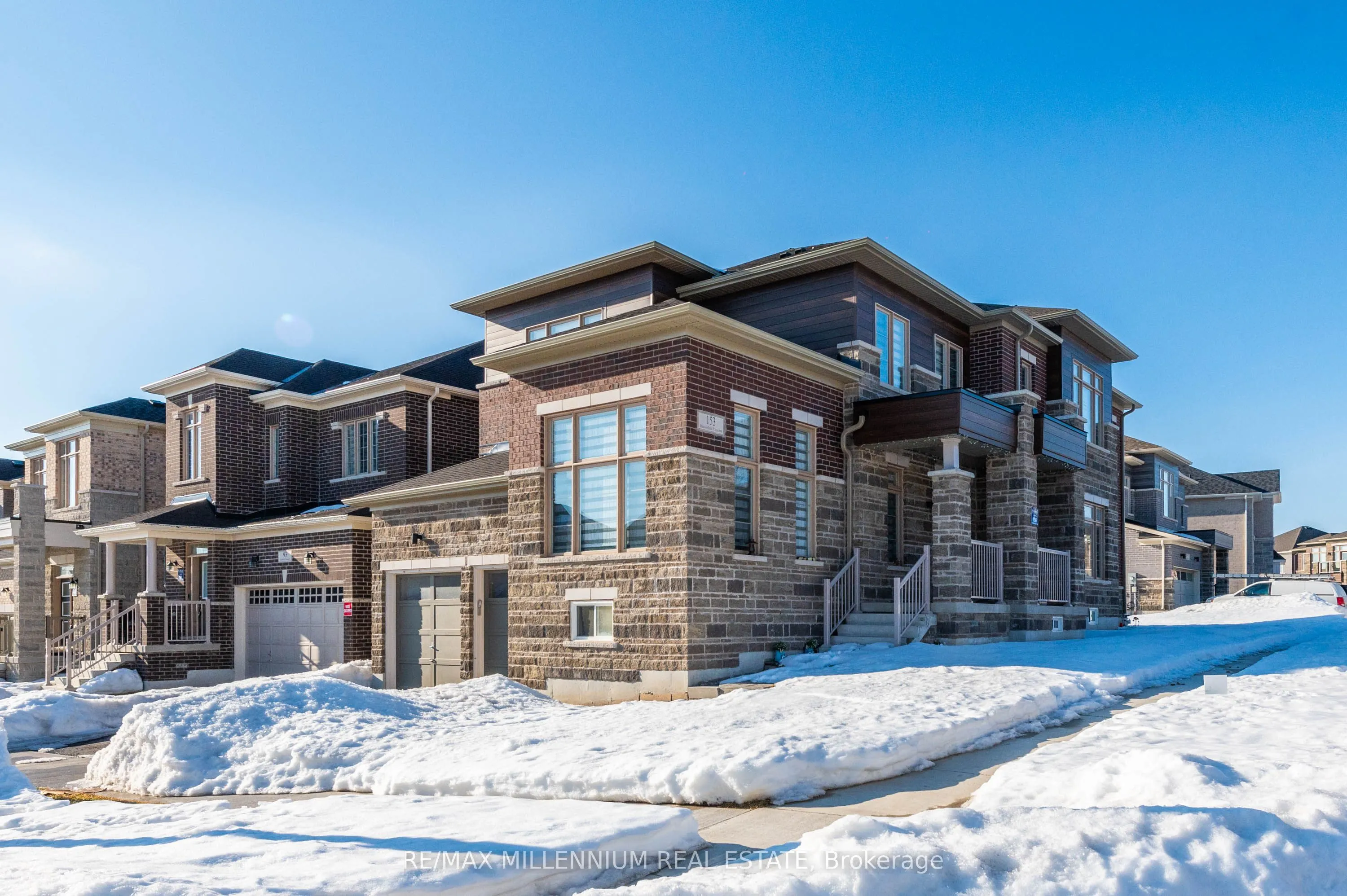 153 Bloomfield Crescent