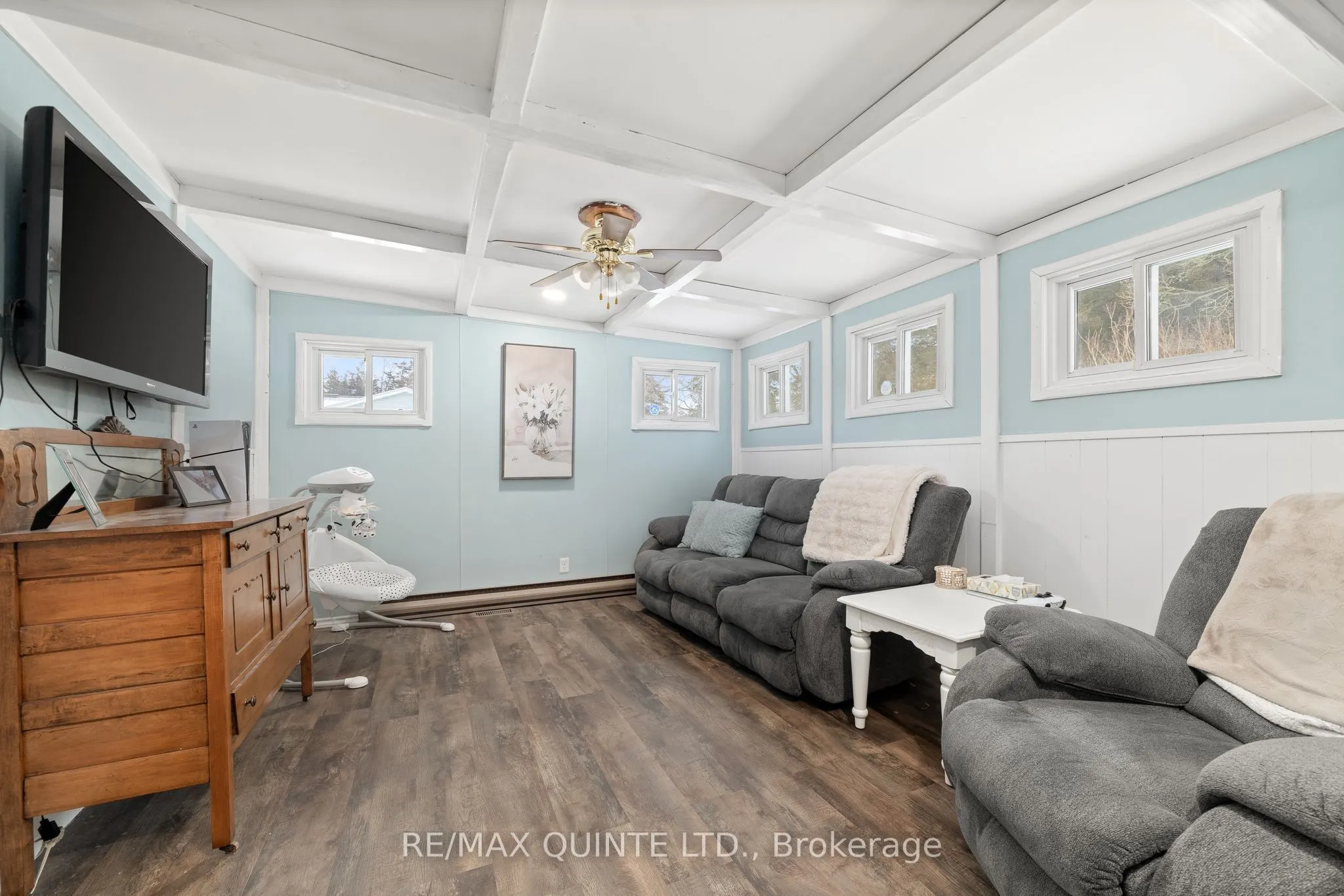366 CANNIFTON Road N