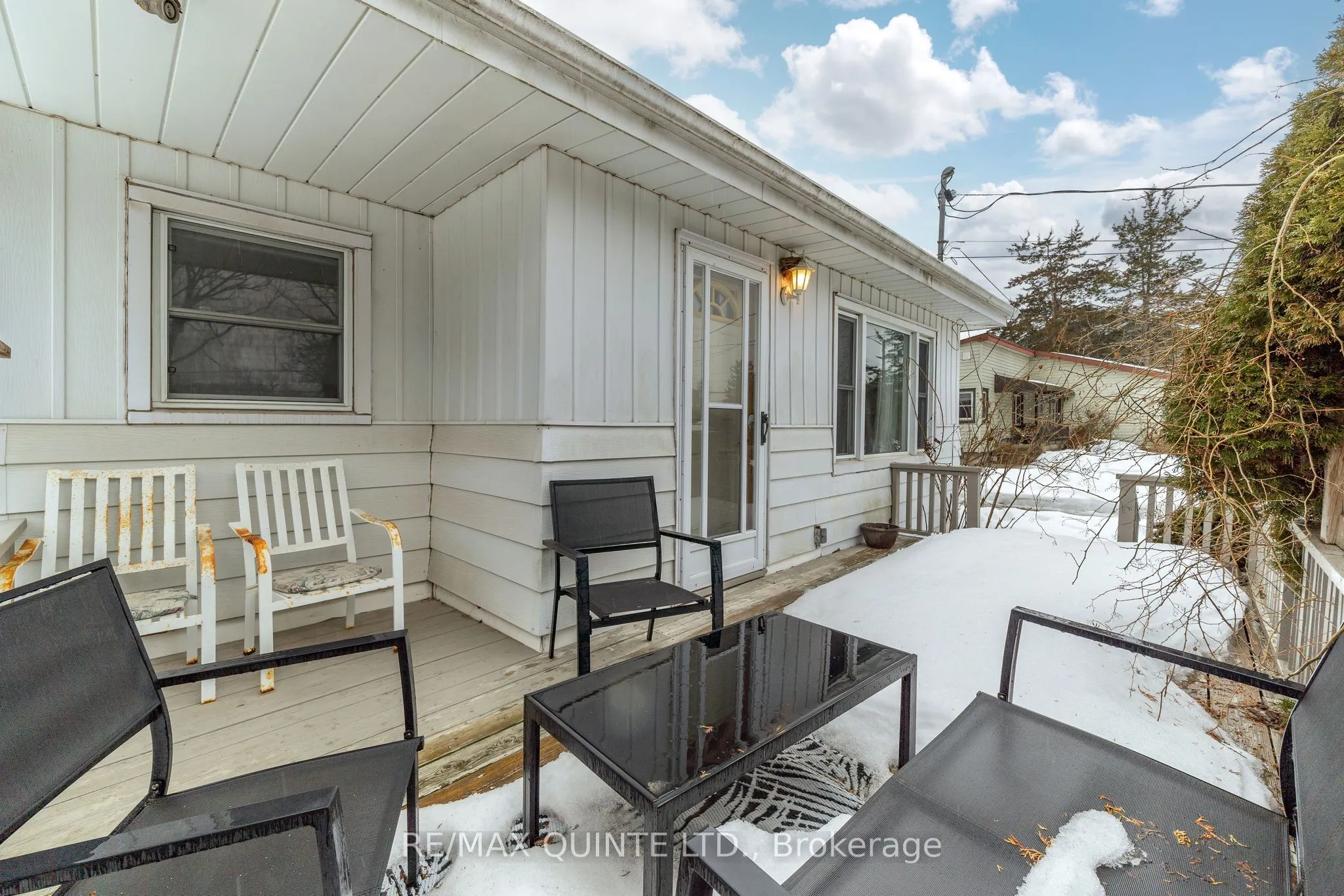 366 CANNIFTON Road N