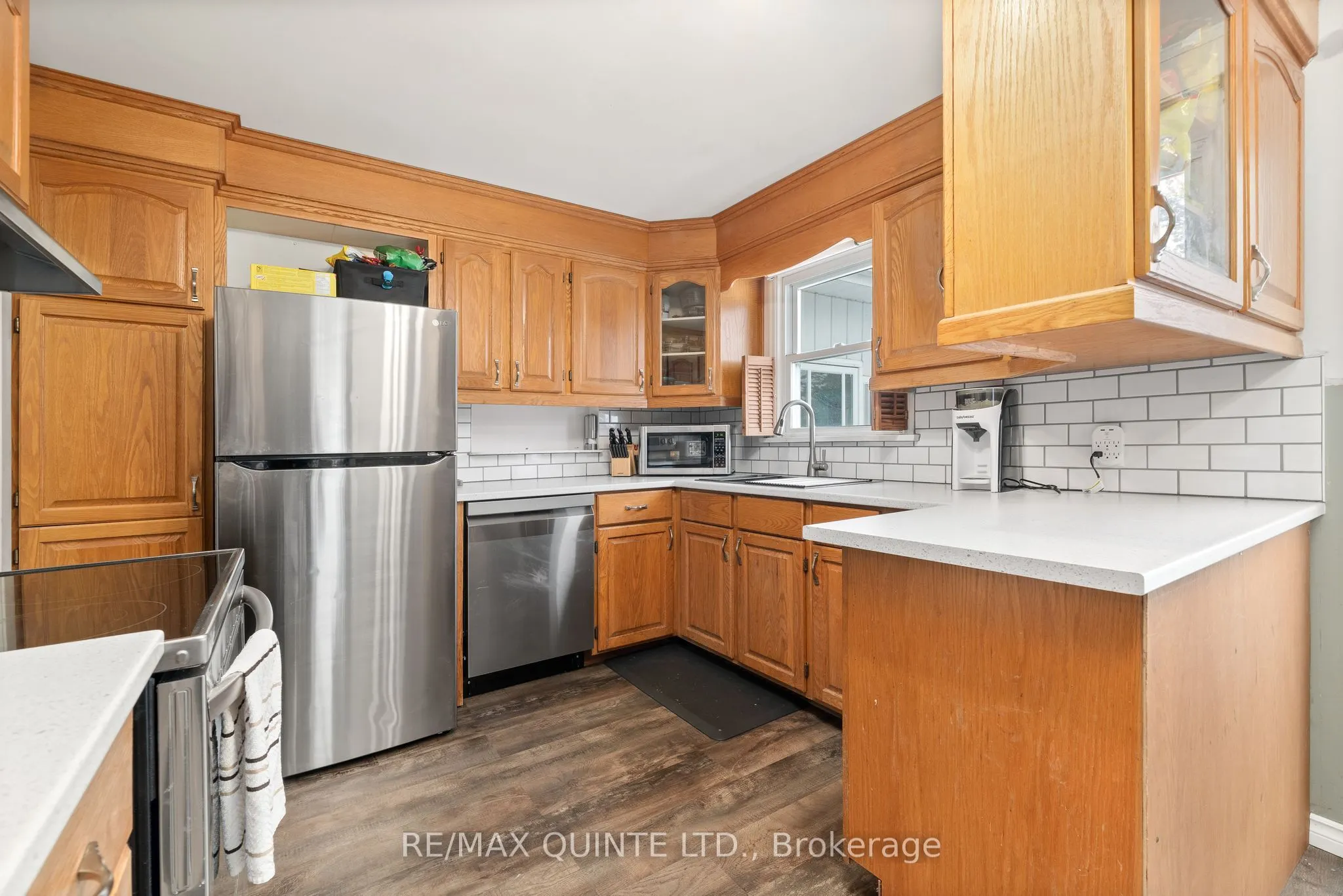 366 CANNIFTON Road N
