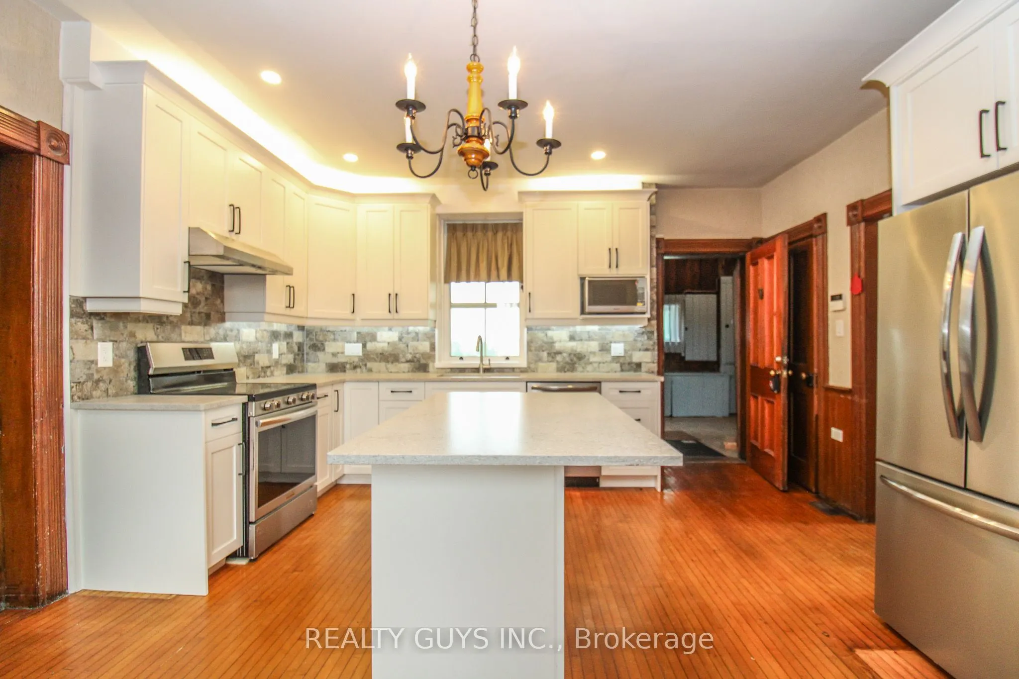 840 Mcgregor Bay Road