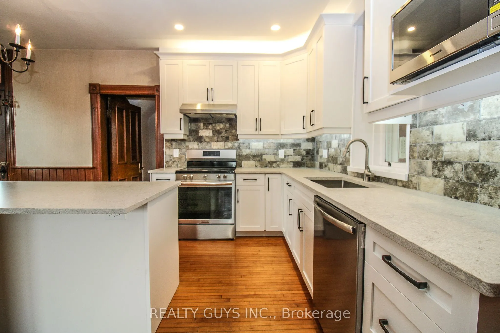 840 Mcgregor Bay Road