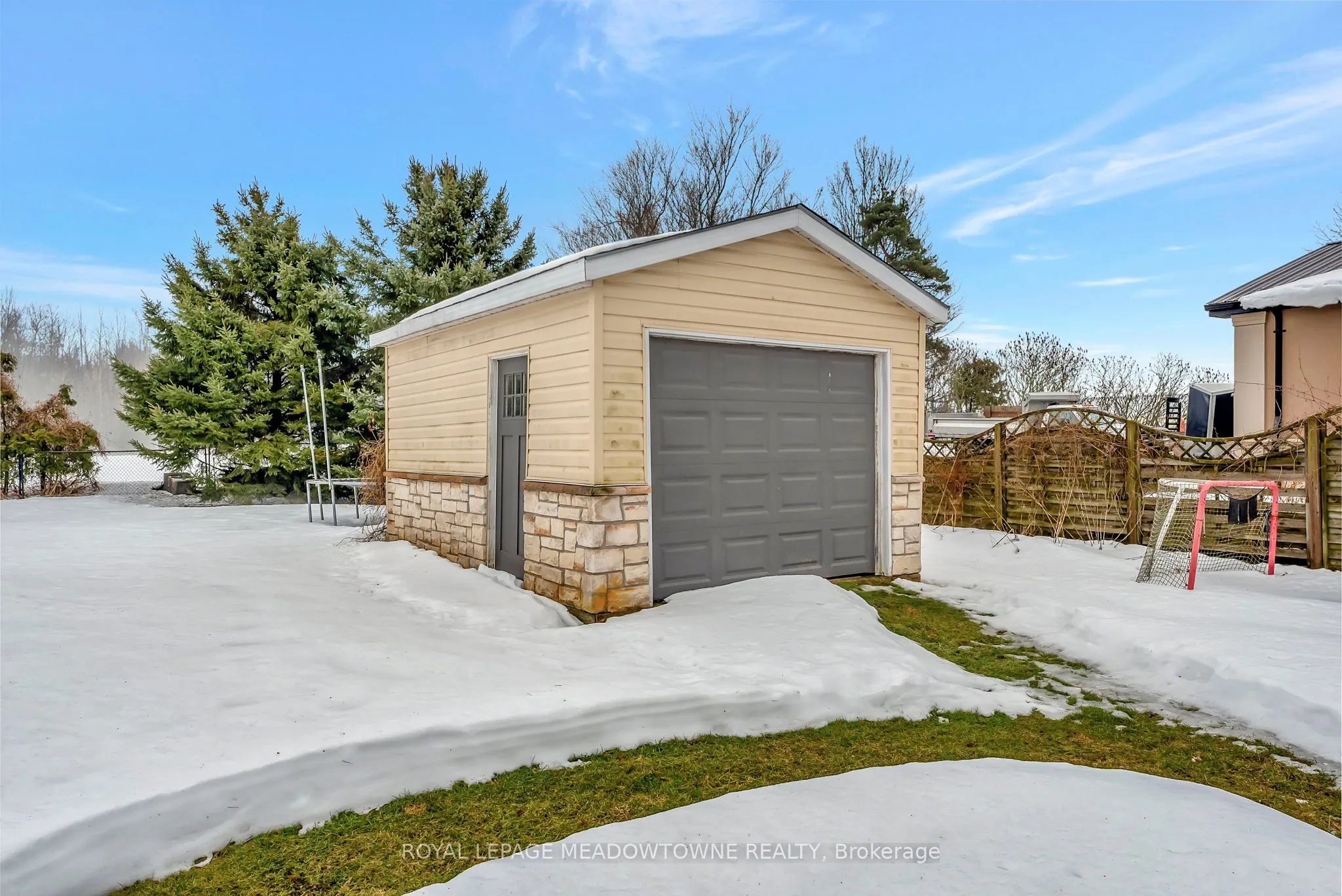 128 Carlisle Road