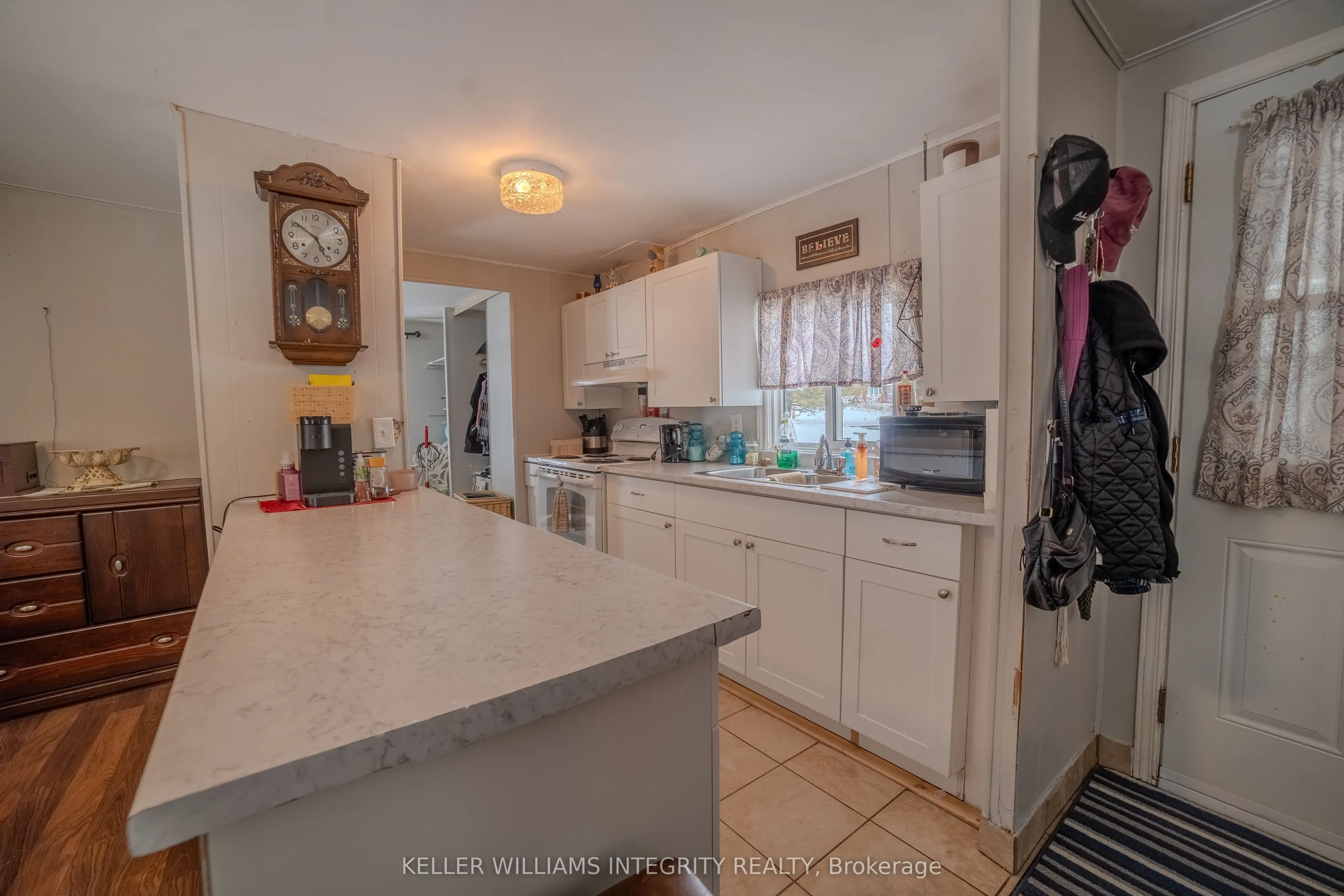 2743 Grysewood Private Lane