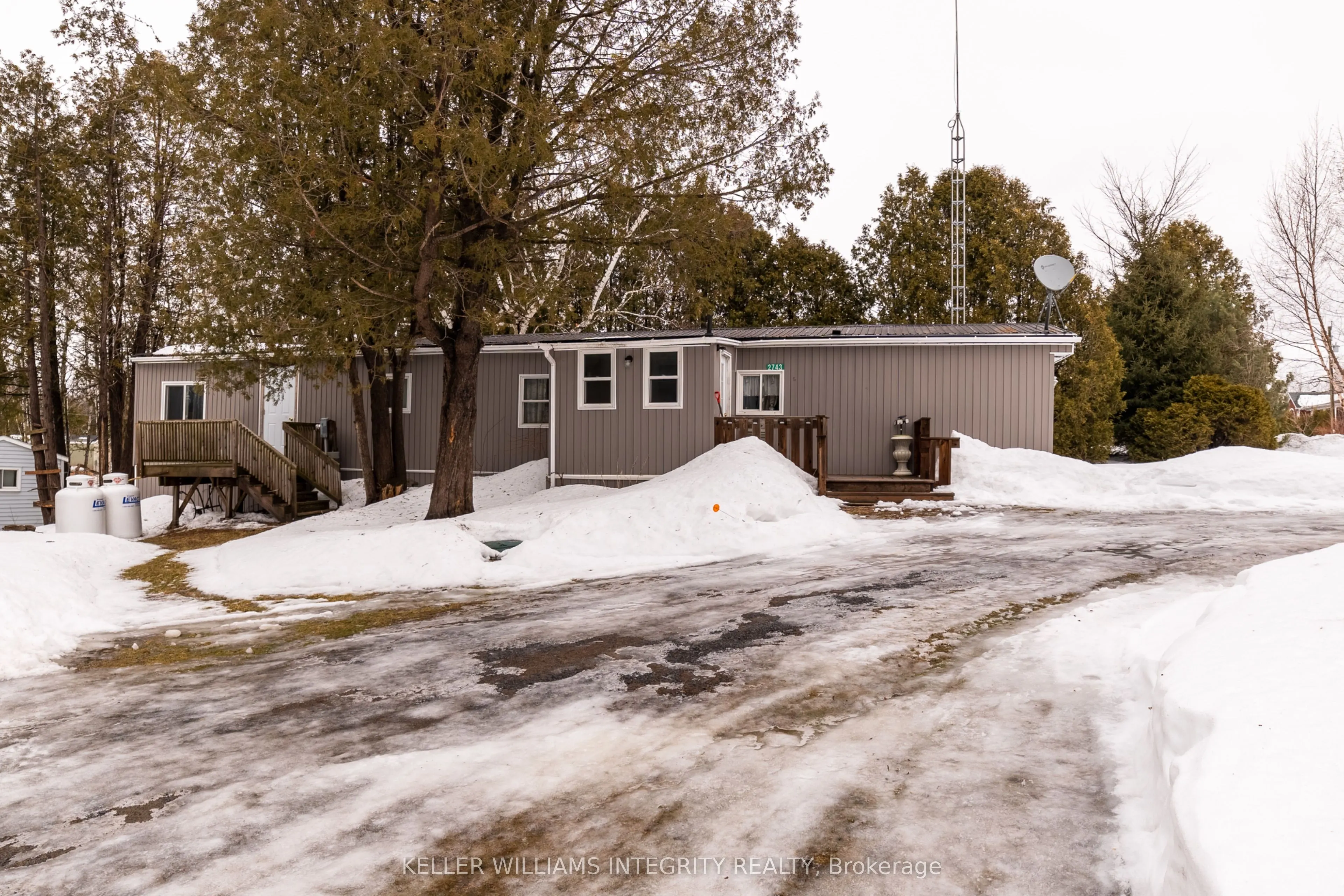 2743 Grysewood Private Lane