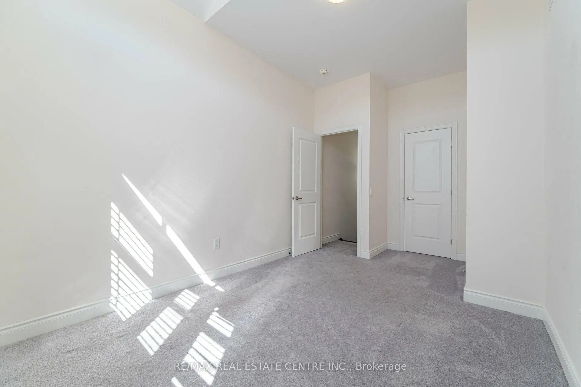 84 Heming Trail