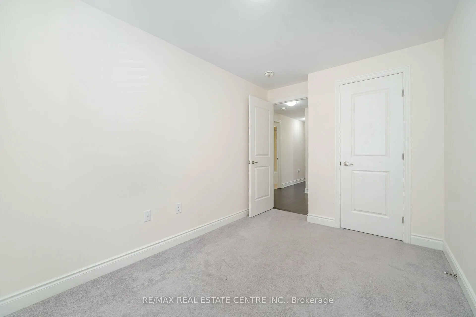 84 Heming Trail